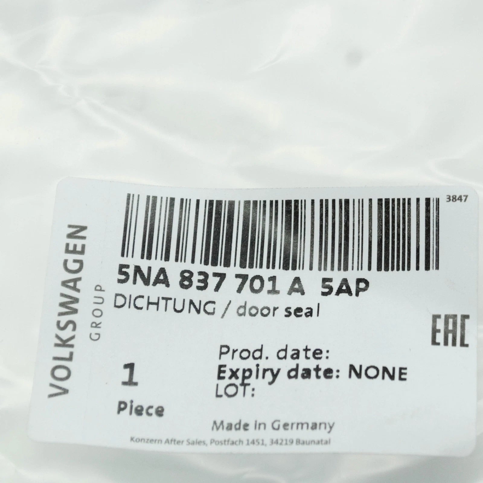 NEW VW TIGUAN AD FRONT LEFT DOOR OUTER SEAL RUBBER 5NA837701A5AP