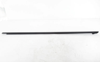 NEW VW JETTA A6 FRONT LEFT DOOR WINDOW APERTURE SEAL OUTER 5C6837477B5AP