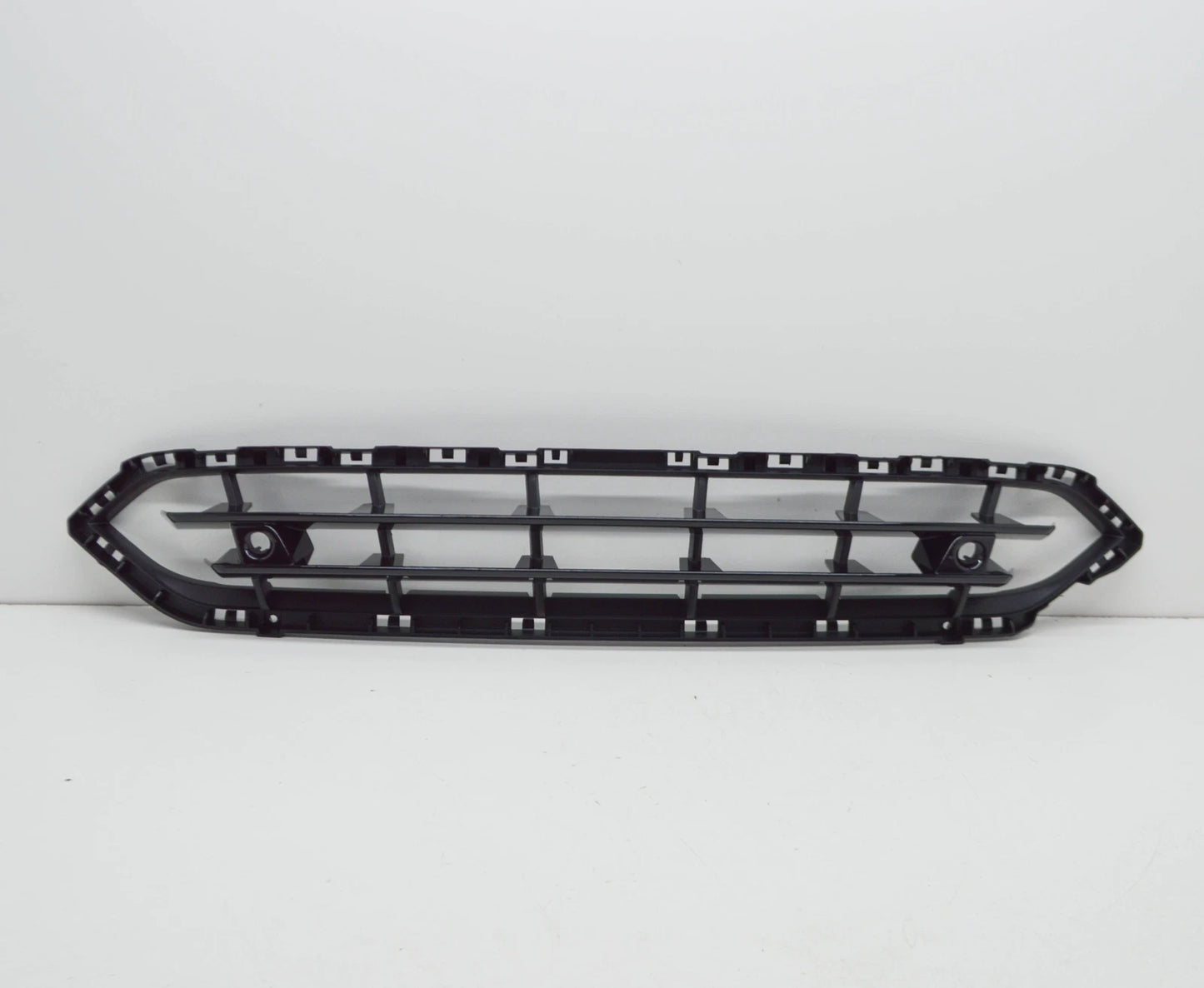 NEW BMW X4 G02 FRONT BUMPER LOWER CENTER GRILLE 51117418728 7418728