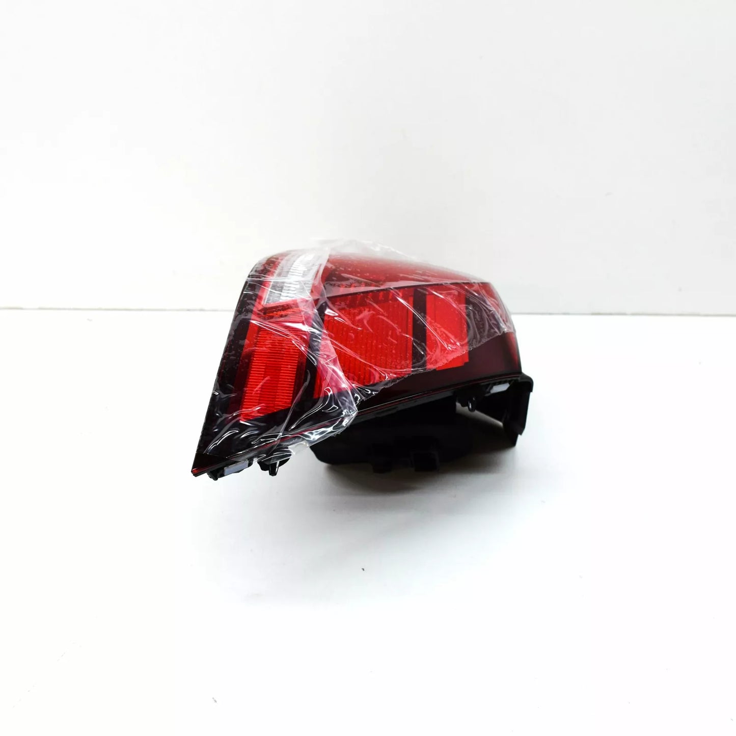 NEW VOLKSWAGEN GOLF MK7 5G REAR RIGHT LED OUTER TAILLIGHT 5G0945096Q ORIGINAL