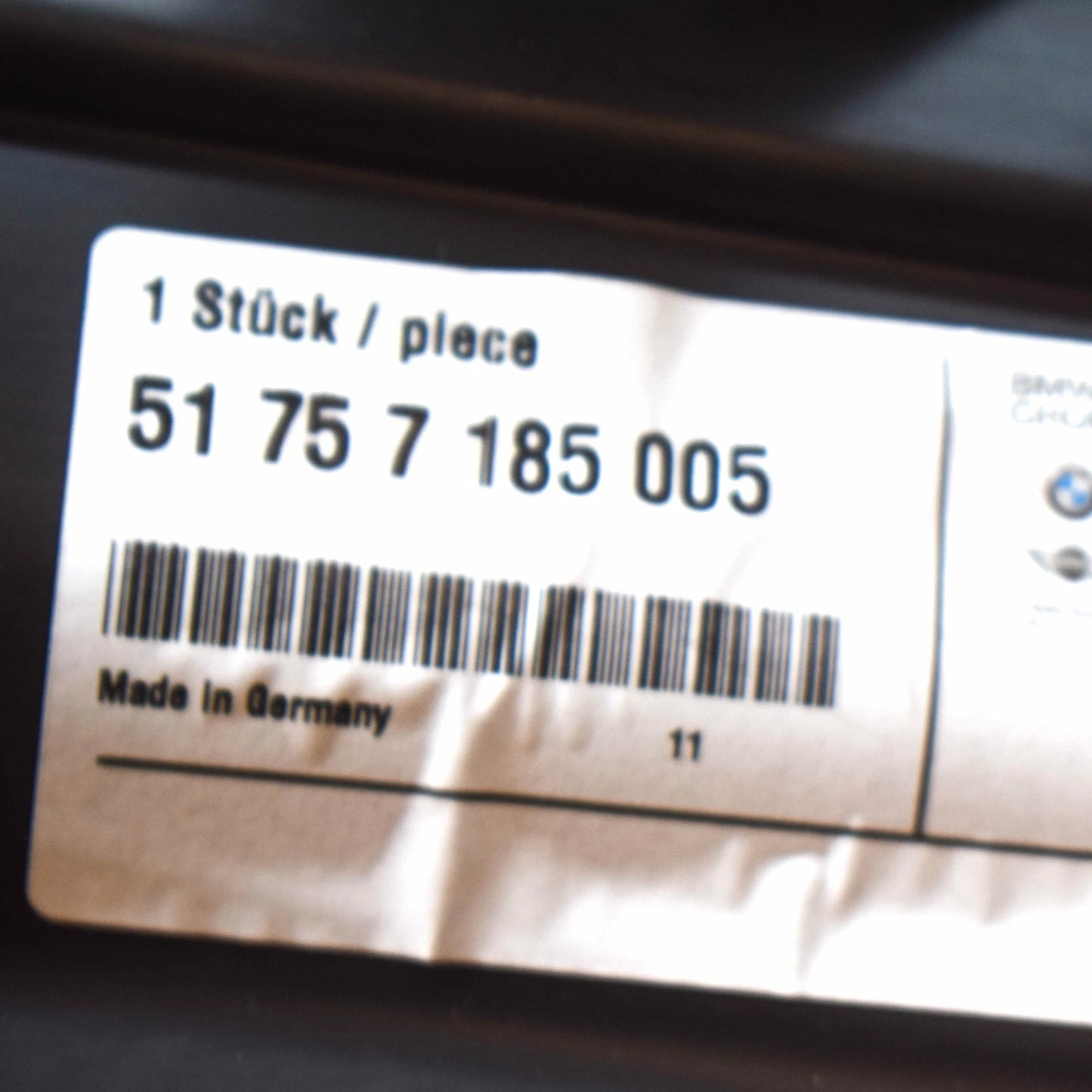 NEW BMW 7 F01 FRONT LEFT BOTTOM FENDER LINER EXTENSION 51757185005 ORIGINAL