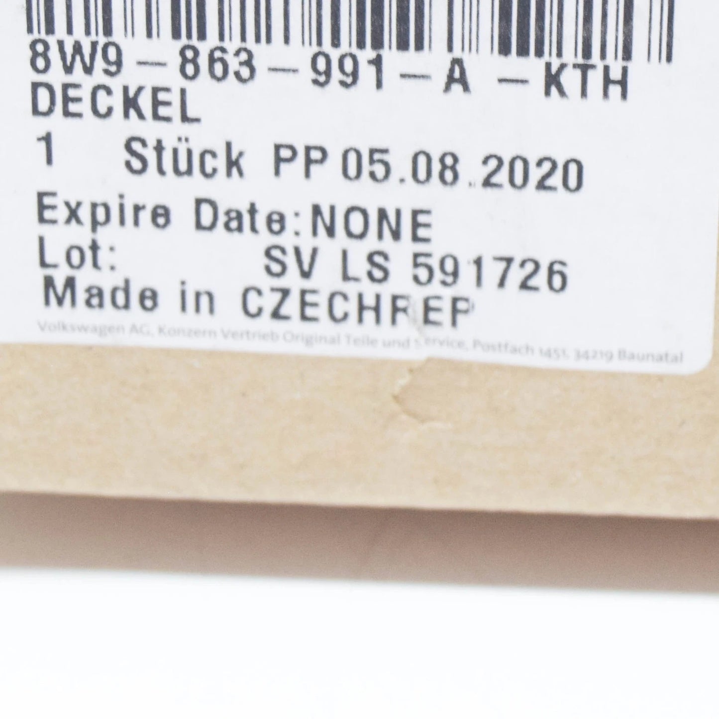 NEW AUDI A4 B9 LEFT SIDE TRUNK COVER TRIM 8W9863991AKTH ORIGINAL