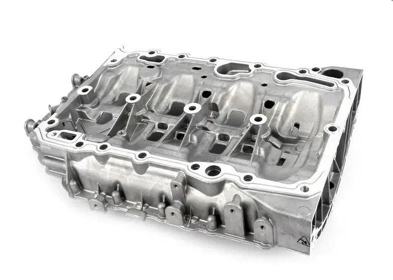 NEW AUDI A3 SPORTBACK 8V UPPER OIL PAN 06K103603BF ORIGINAL