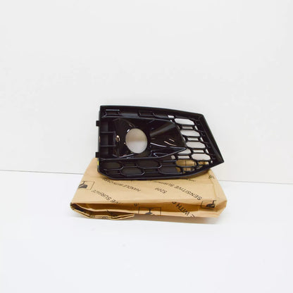 NEW AUDI RS4 B9 FRONT RIGHT AIR GUIDE GRILLE 8W6807682QT94