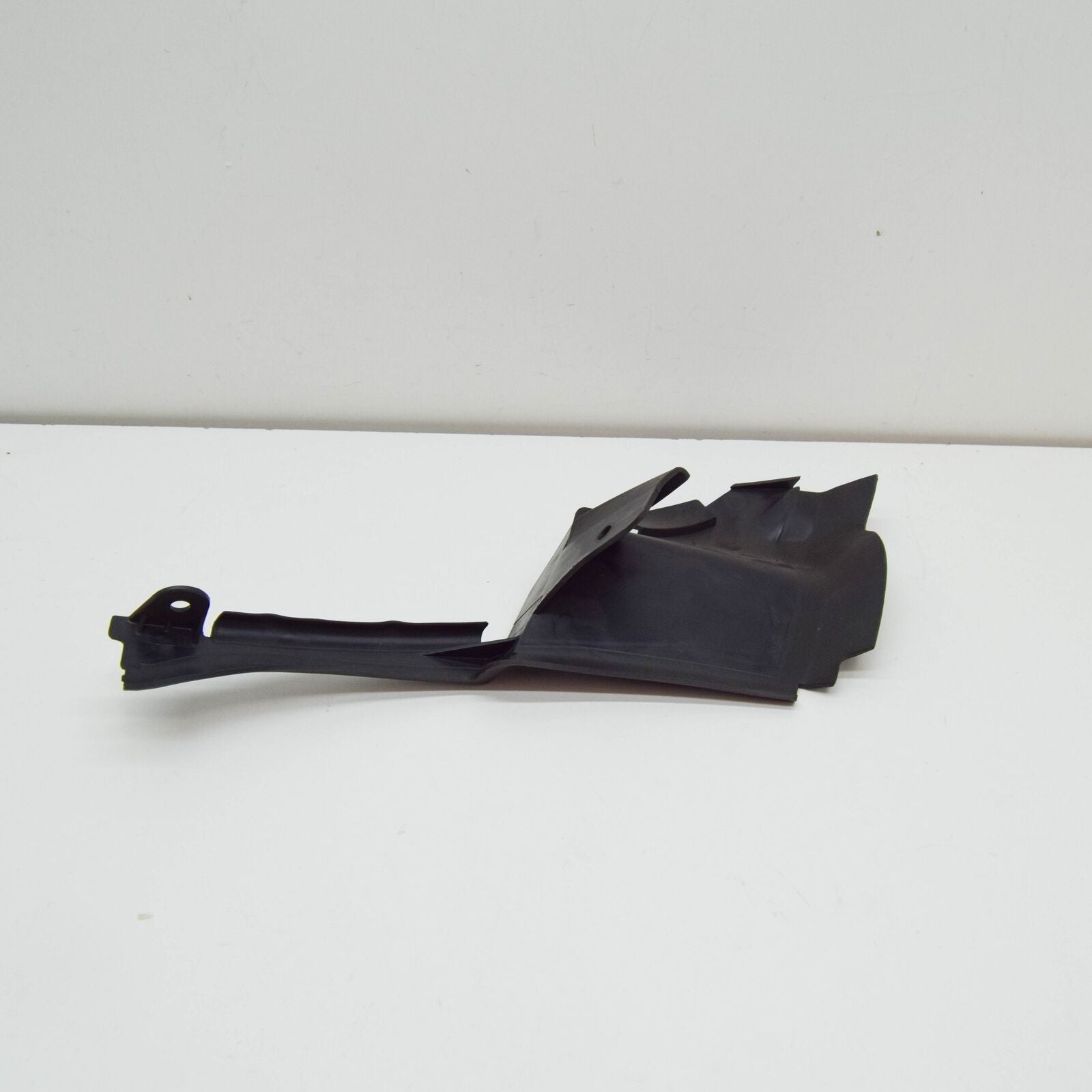 NEW MERCEDES-BENZ GL-CLASS X164 RIGHT UPPER AIR BAFFLE A1645002016 ORIGINAL