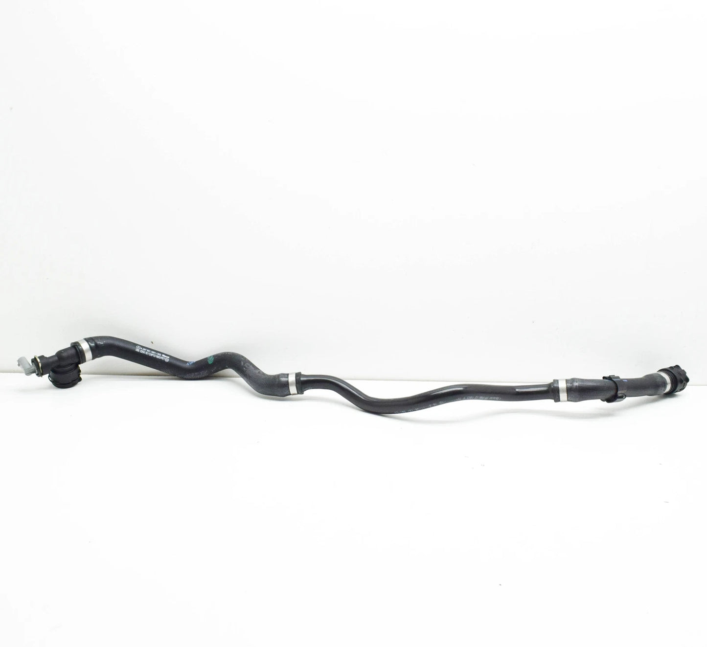 NEW MERCEDES-BENZ EQS V297 COOLANT HOSE A2975011601 ORIGINAL