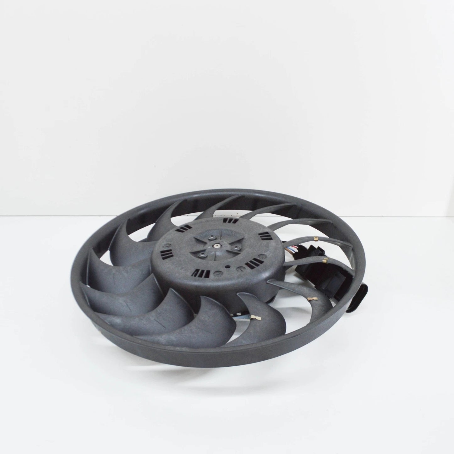 NEW AUDI A8 D3 LEFT RADIATOR COOLING FAN 4E0959455G ORIGINAL