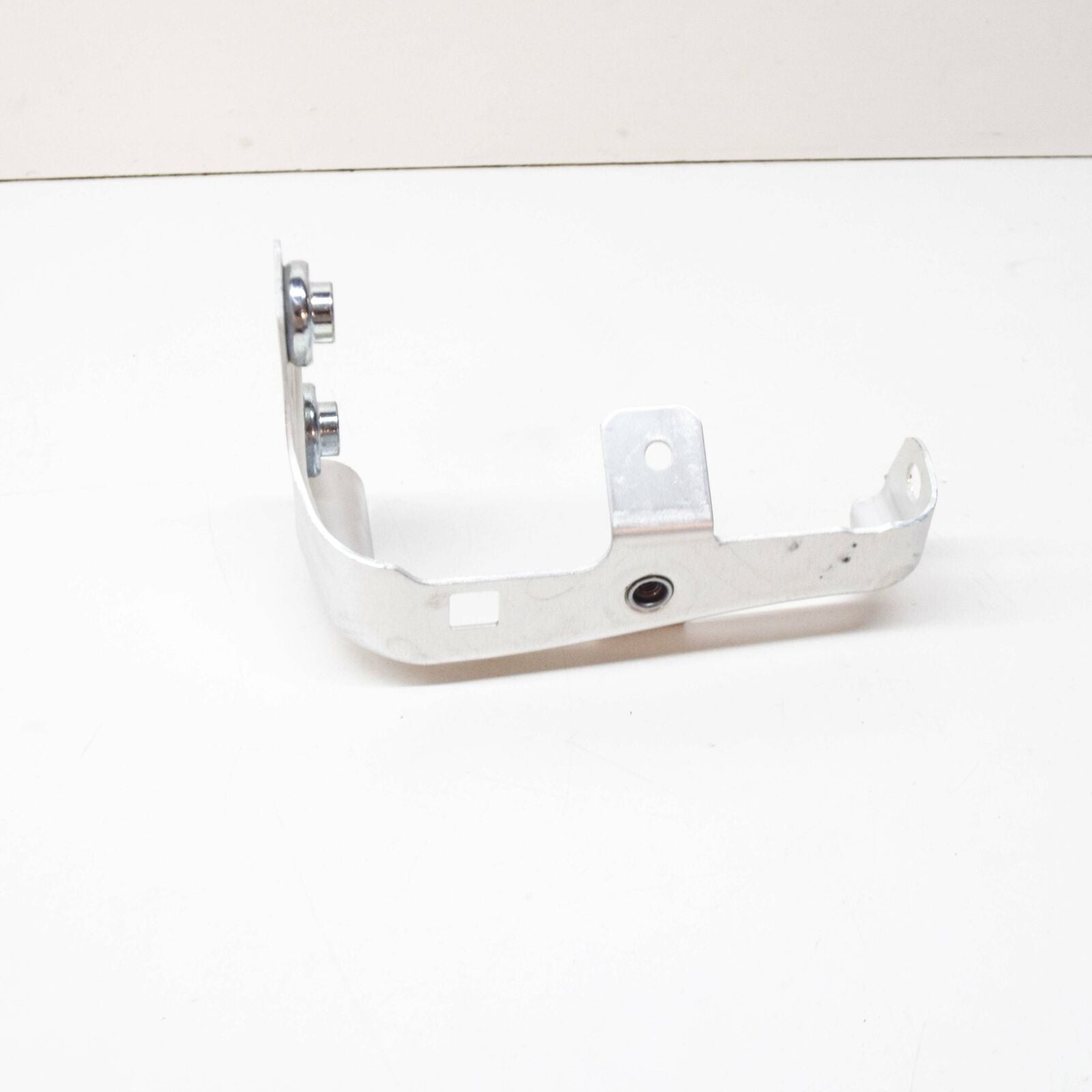 NEW MB SL R231 FRONT BUMPER RIGHT IMPACT BRACKET SUPPORT A2316201414 ORIGINAL