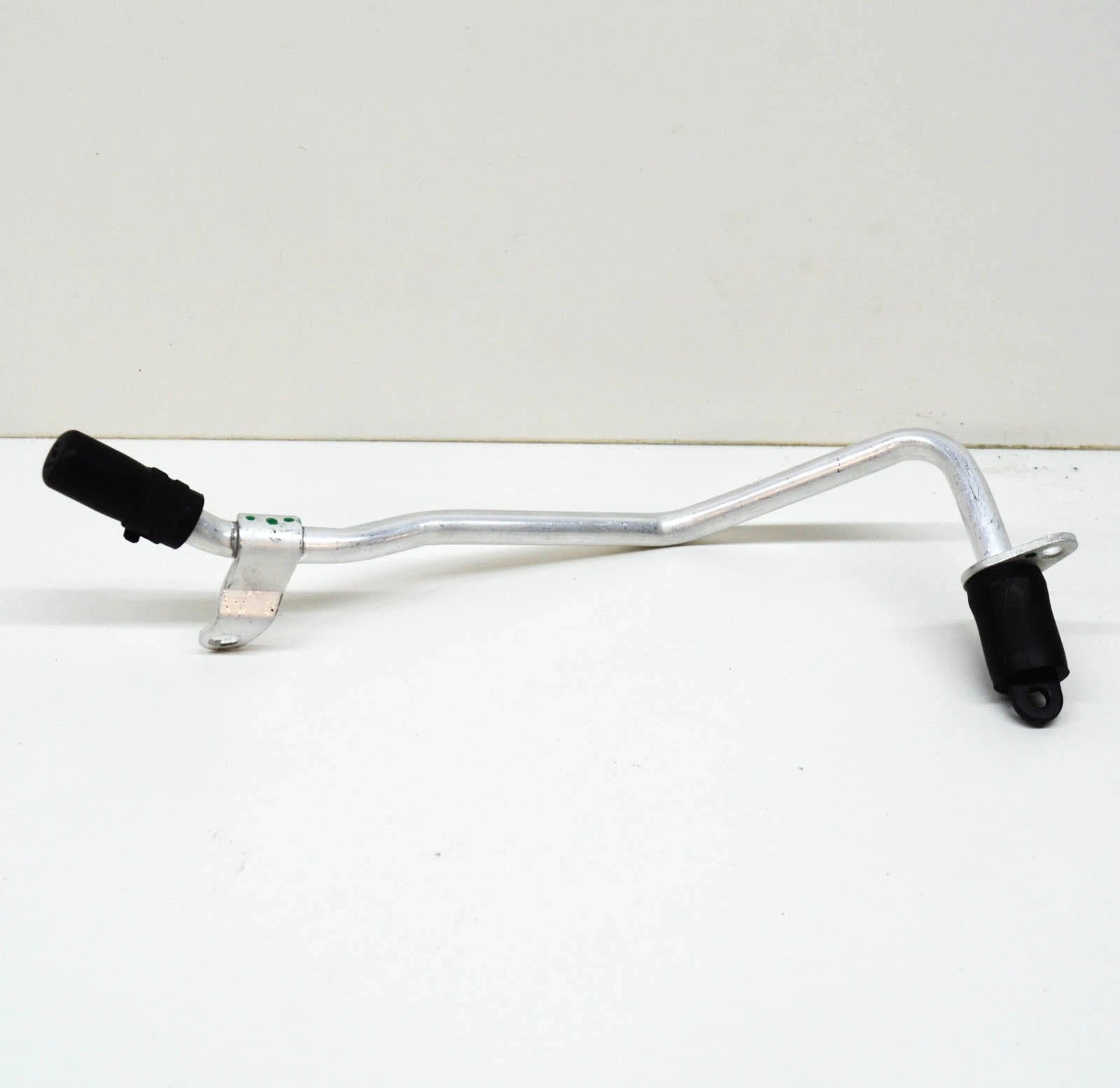 NEW BMW 2 F46 1.5I 75KW TRANSMISSION OIL PIPE 17128606015 2015 ORIGINAL