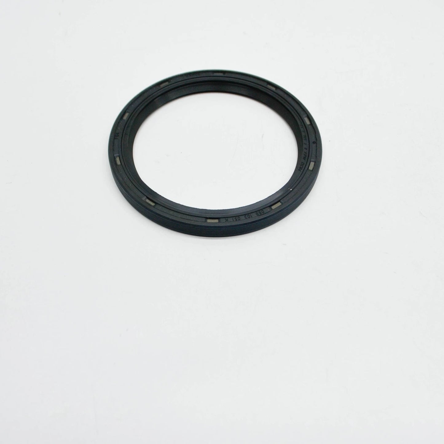 NEW VW BEETLE A5 TIMING CASE SHAFT OIL SEAL 059103051K