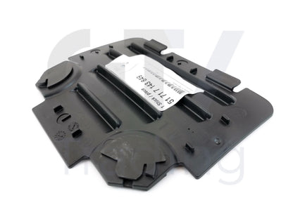 BMW E90 E91 FRONT RIGHT WHEEL ARCH HEADLIGHT ACCESS COVER 51717143849 06-11 NEW