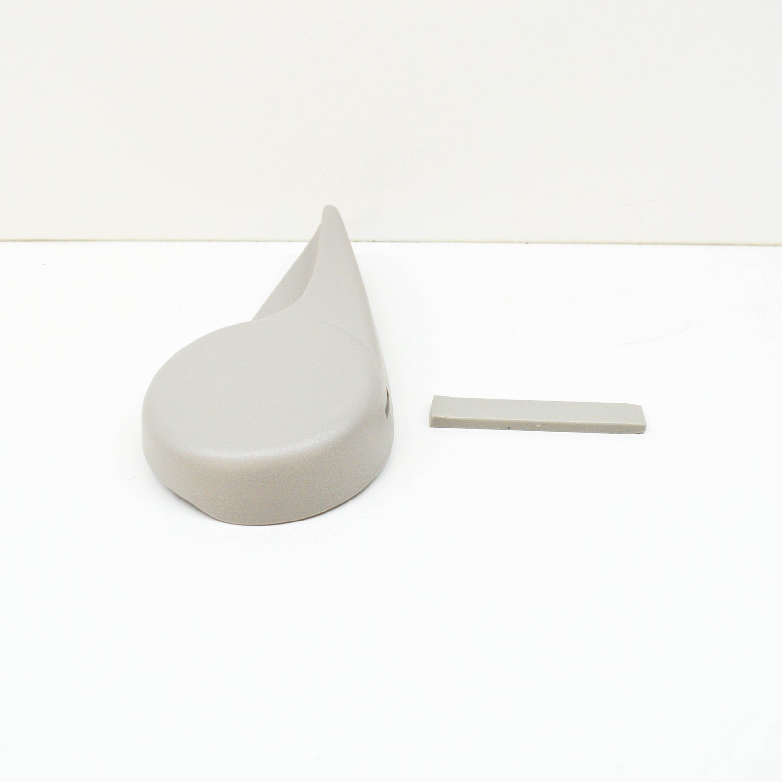 NEW MB A W168 SEAT ADJUSTER HANDLE LEVER A16891001008 G69 ORIGINAL