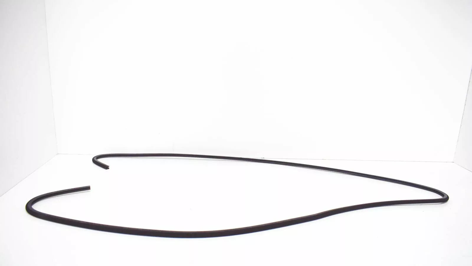 NEW AUDI A4 B7 SUNROOF GLASS GASKET 8D0877297