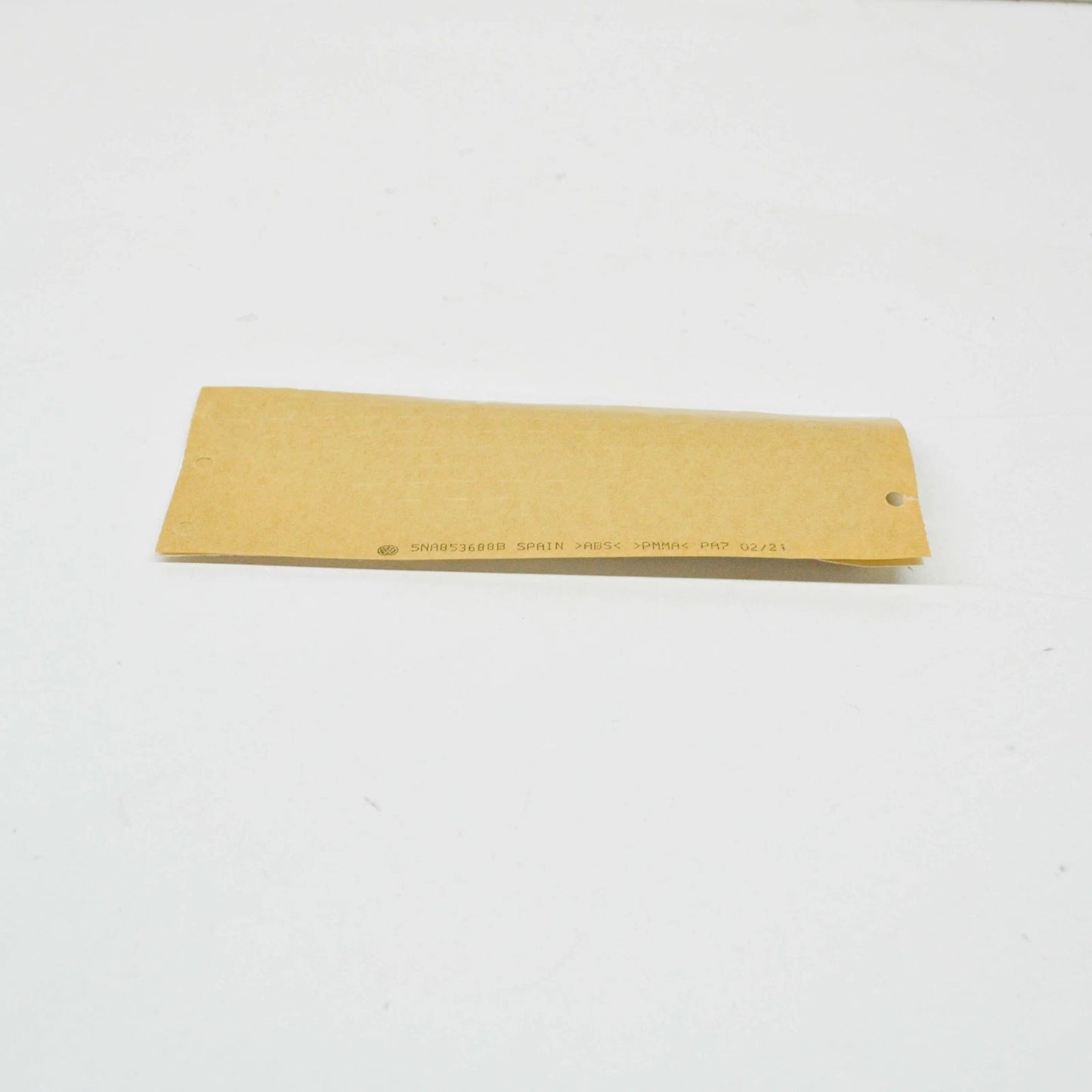 NEW VW TIGUAN AD MK2 FRONT RIGHT FENDER BADGE 'R-LINE' 5NA853688BDPJ