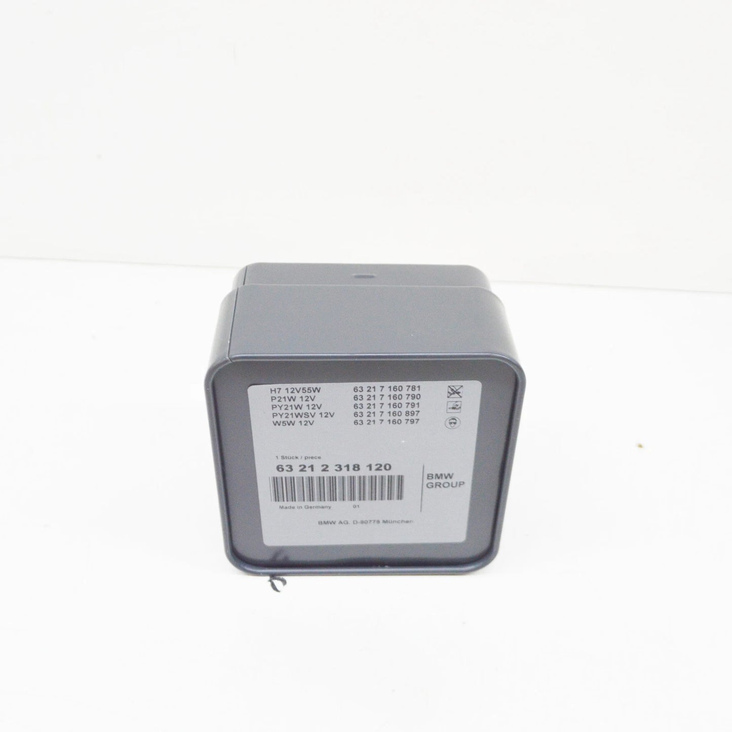 NEW BMW 3 E90 SPARE BULBS BOX 63212318120 2318120 ORIGINAL