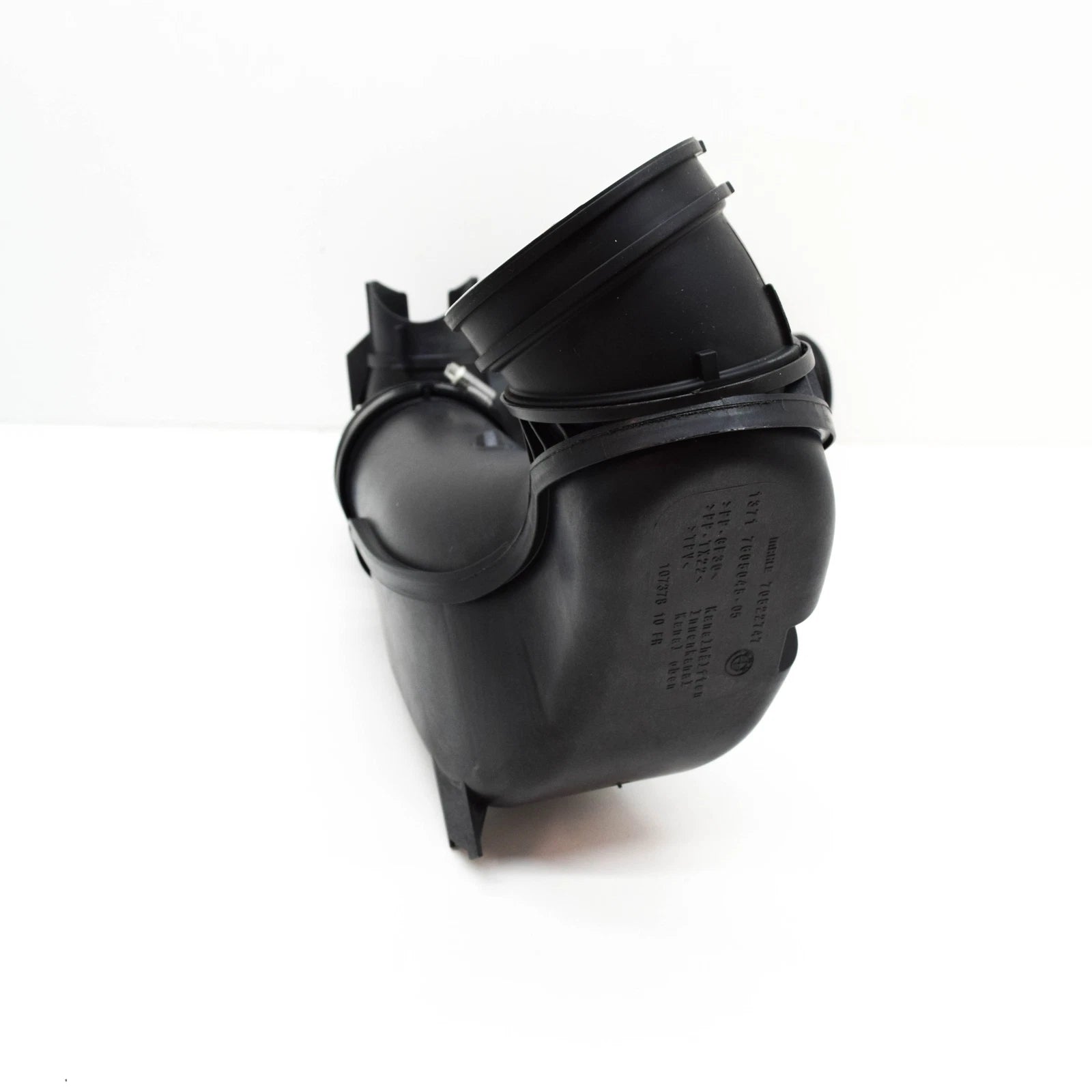 NEW BMW 3 F30 2.0I 135KW AIR INTAKE PIPE HOSE 13717605045 2015 ORIGINAL