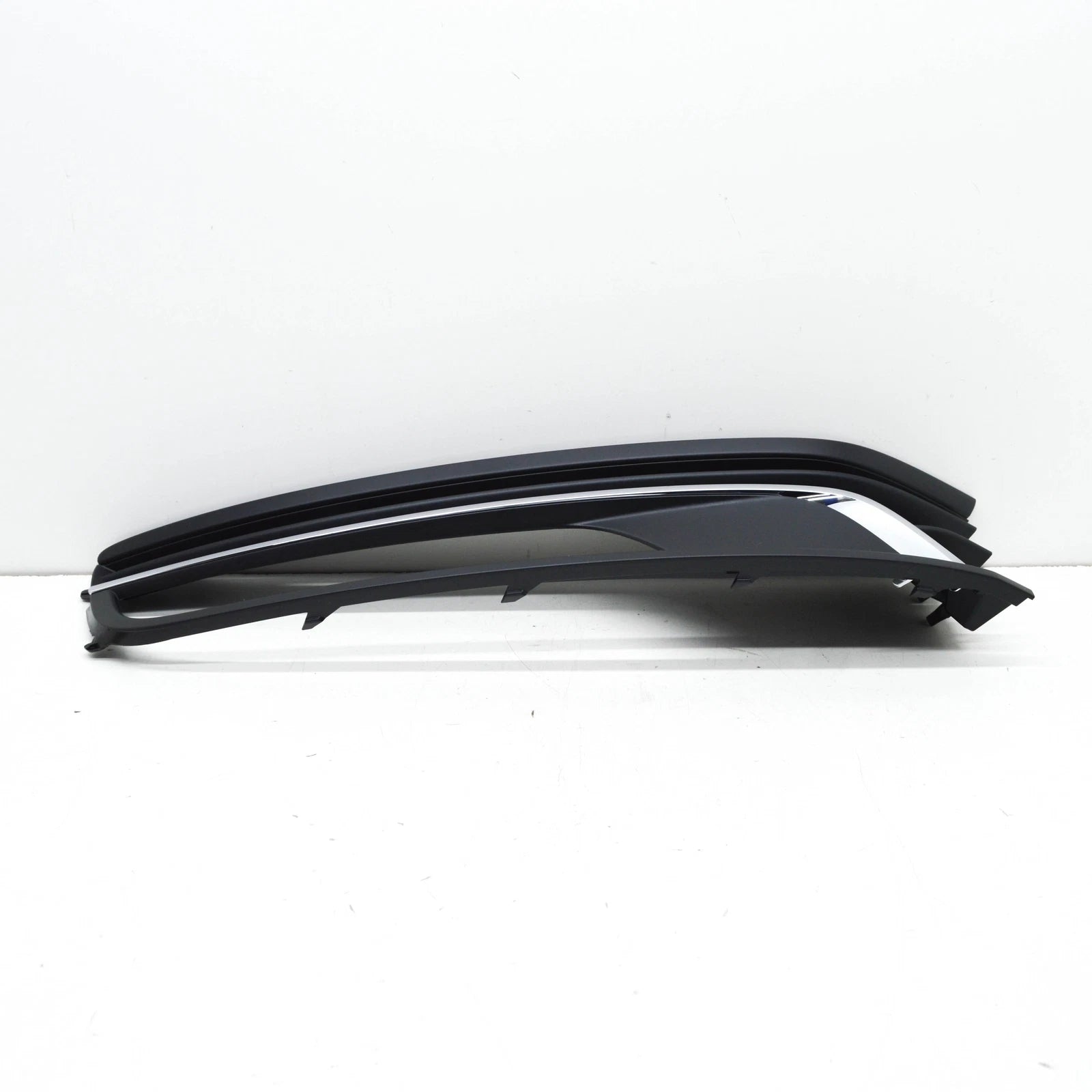 NEW VW PASSAT B7 36 FRONT LEFT BUMPER VENTILATION GRILLE 3AA8546619B9