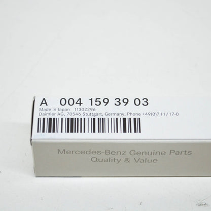 NEW MERCEDES-BENZ C-CLASS W204 SPARK PLUG A0041593903 6.2 PETROL ORIGINAL