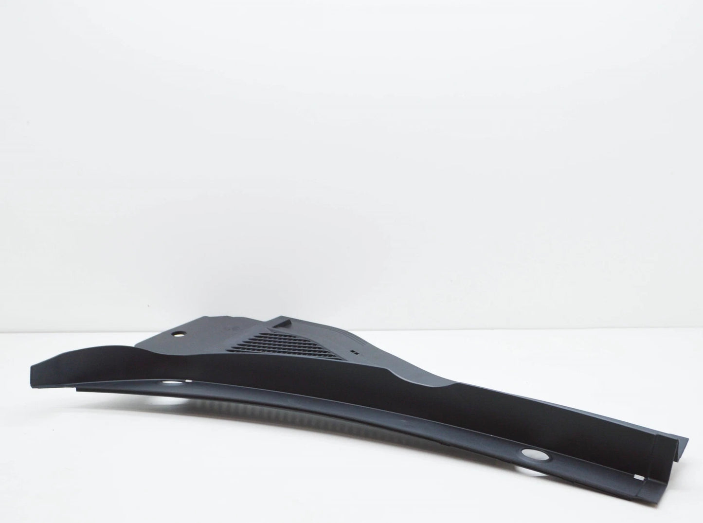 NEW VOLKSWAGEN JETTA A7 MK7 FRONT LEFT COWL GRILLE 17B819403A9B9 ORIGINAL