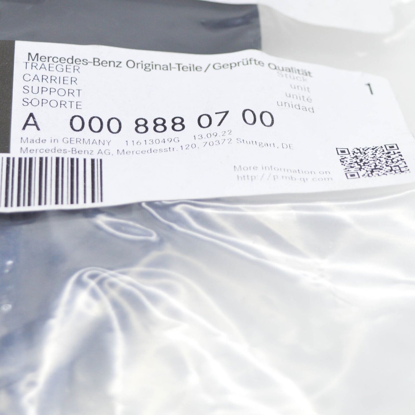 NEW MB CLS C257 RADIATOR GRILLE MERCEDES STAR CARRIER A0008880700 ORIGINAL