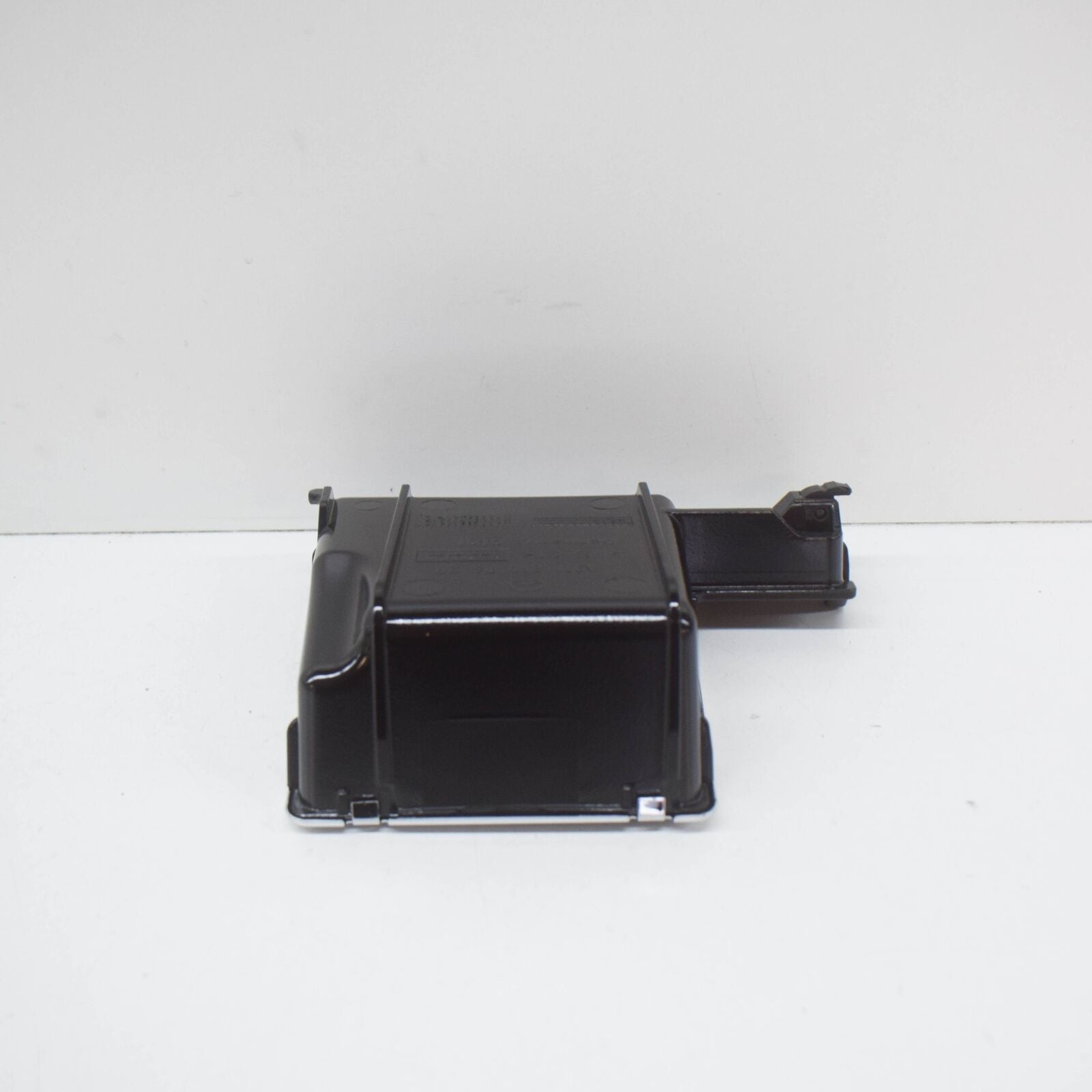 NEW MB E W211 CENTER CONSOLE INSERT ASHTRAY A2118100428 ORIGINAL