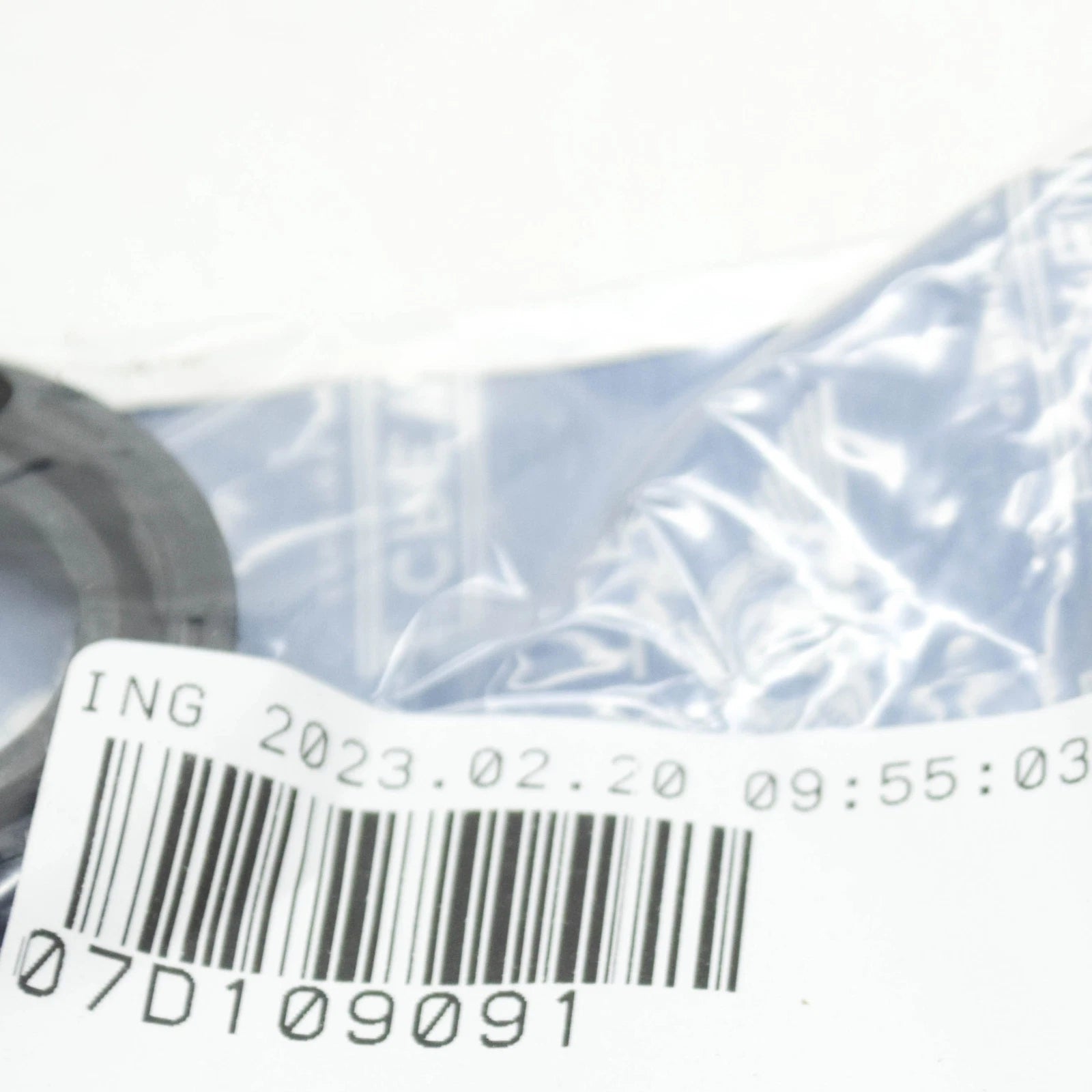 NEW AUDI A8 D3 CYLINDER HEAD COVER SEAL 07D109091 ORIGINAL