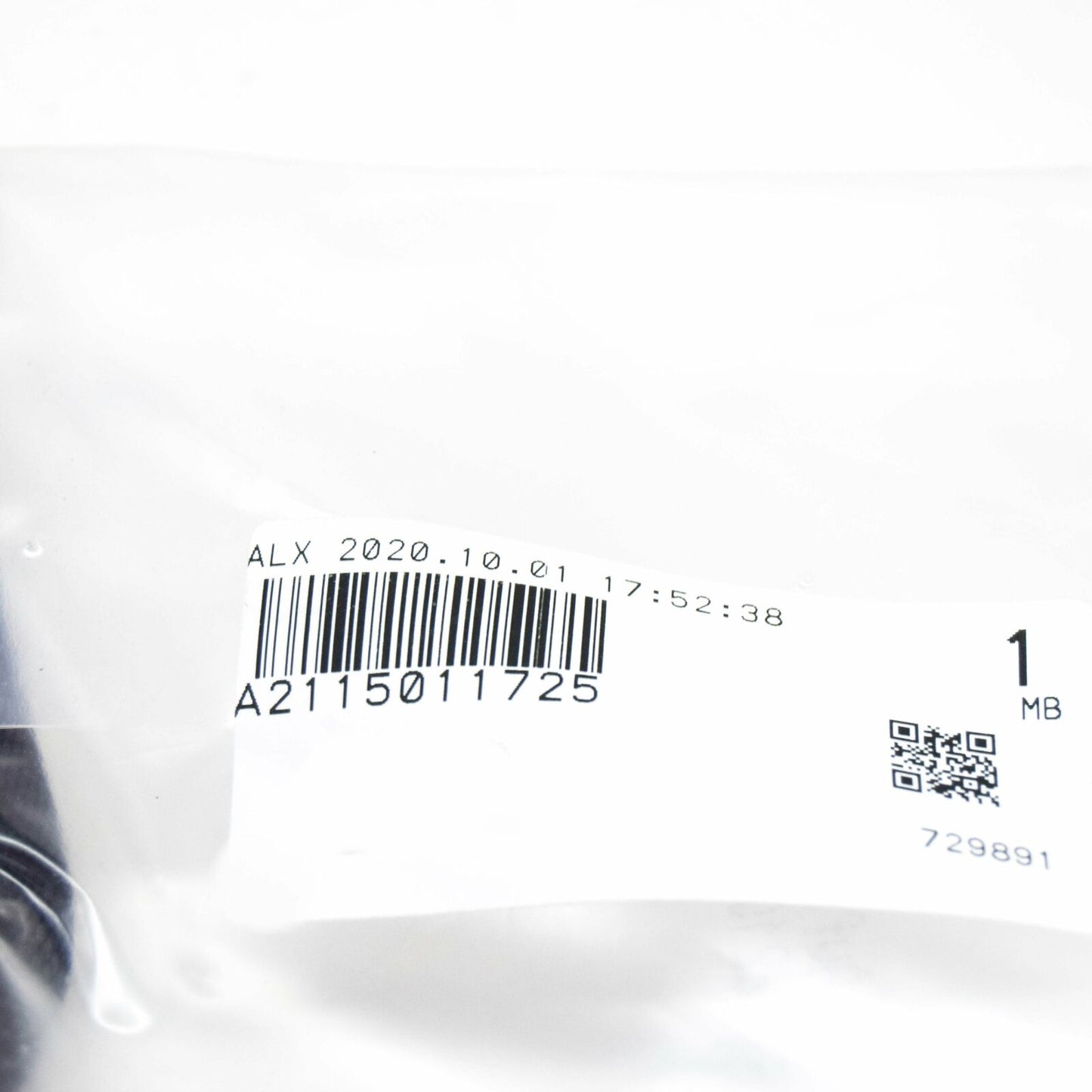 NEW MERCEDES BENZ E W211 BREATHER LINE PIPE HOSE A2115011725 ORIGINAL