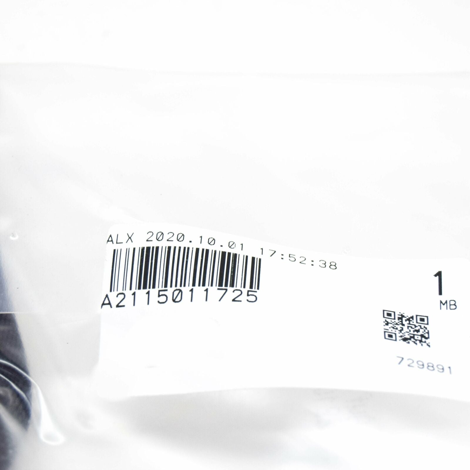 NEW MERCEDES BENZ E W211 BREATHER LINE PIPE HOSE A2115011725 ORIGINAL