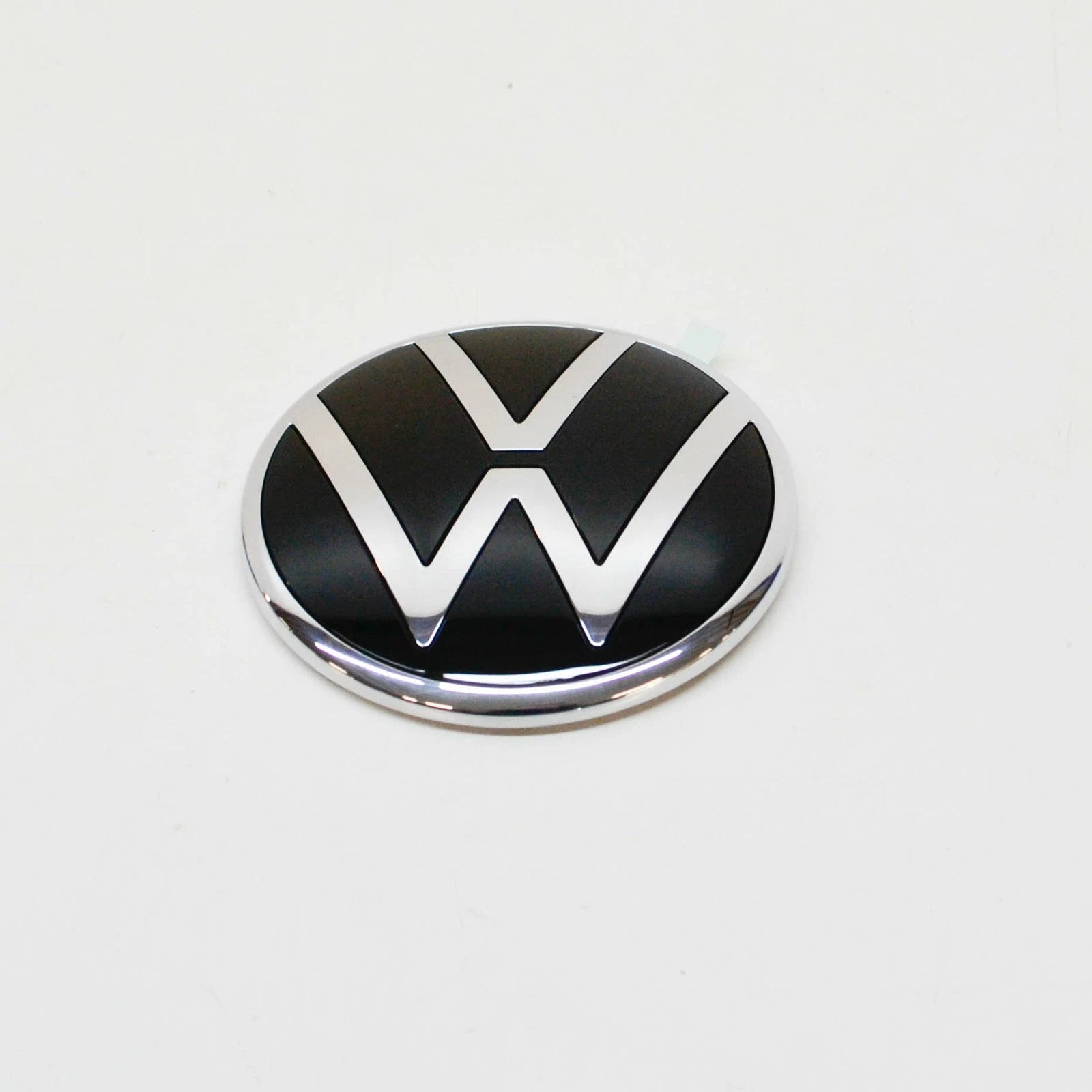 NEW VOLKSWAGEN TOURAN 5T REAR EMBLEM BADGE 5TA853630BDPJ ORIGINAL