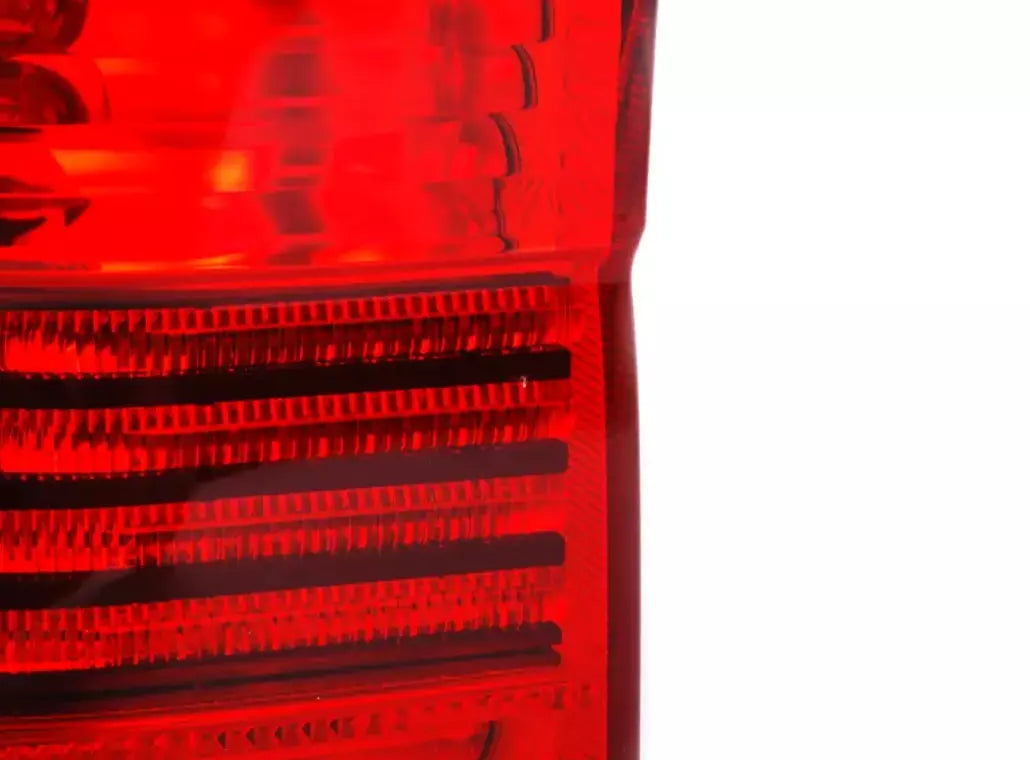 NEW BMW 5 E39 REAR LEFT TAILLIGHT 6900215 63216900215 ORIGINAL