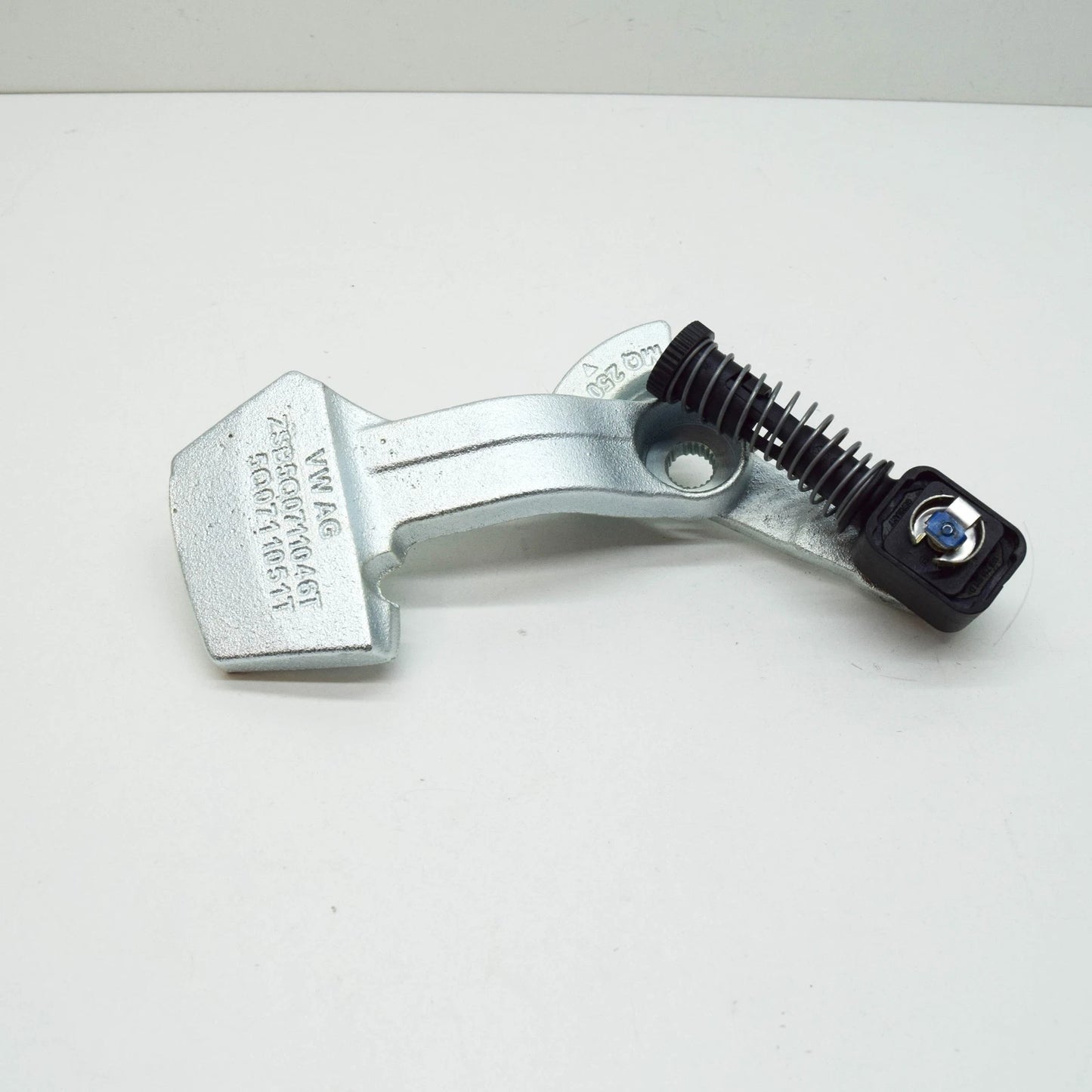 NEW VOLKSWAGEN T-ROC A11 GEARSHIFT LEVER 5Q0711046T ORIGINAL