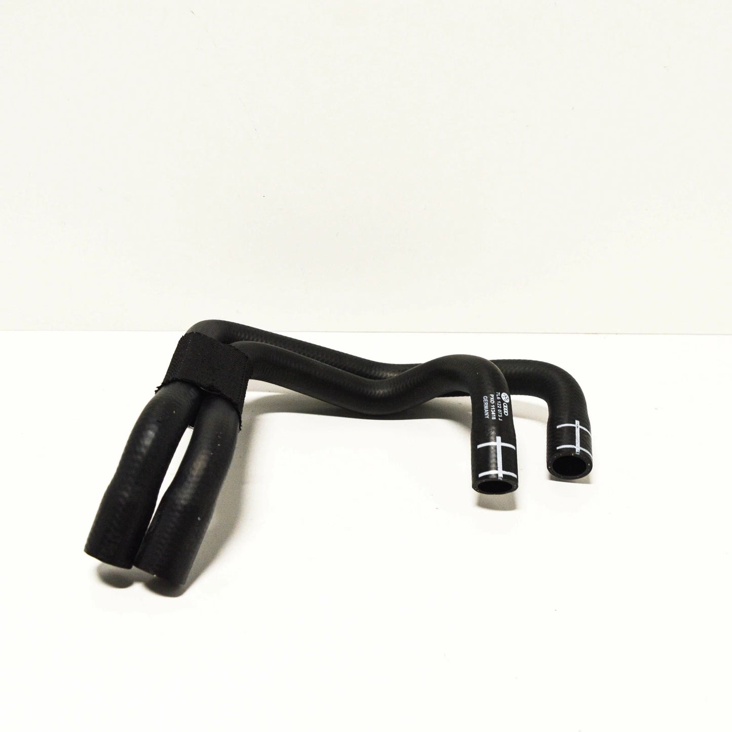 NEW AUDI Q7 4L COOLANT PIPE HOSE 7L6122073J