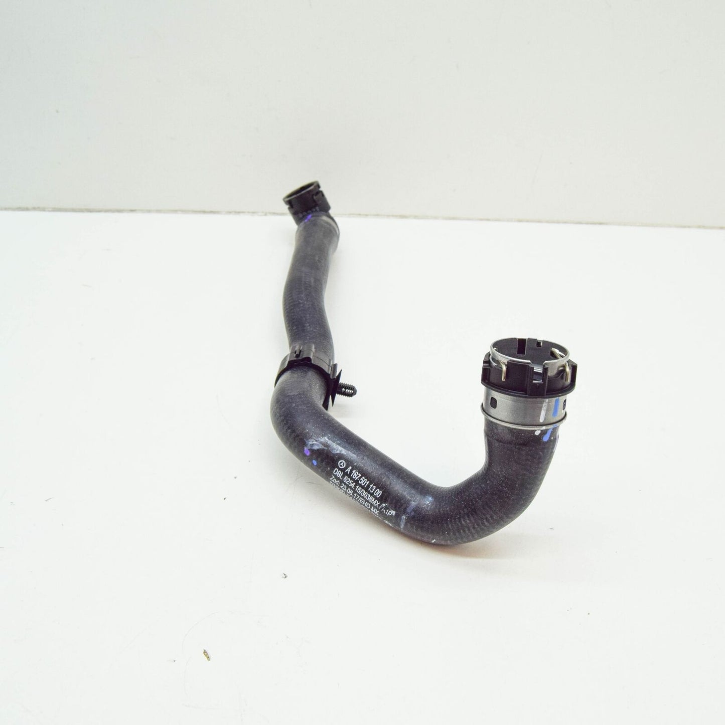 NEW MERCEDES-BENZ GLE W167 PUMP TO LEFT COOLER COOLANT HOSE A1675011300 ORIGINAL