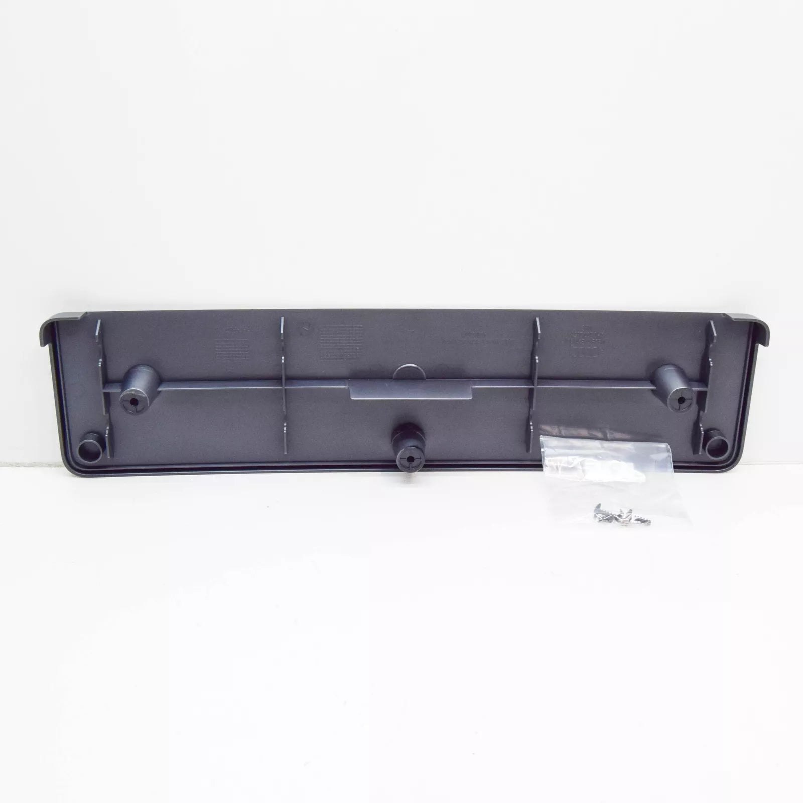 NEW AUDI A8 4H FRONT BUMPER LICENSE PLATE HOLDER 4H0807285K1RR ORIGINAL