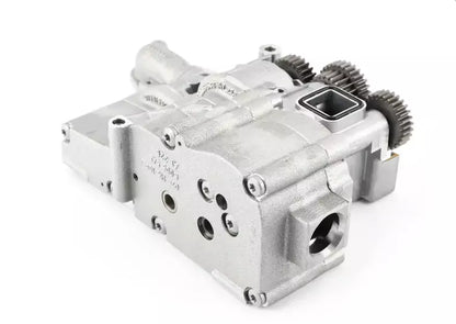 NEW AUDI R8 SPYDER ENGINE OIL PUMP 079115103AA ORIGINAL