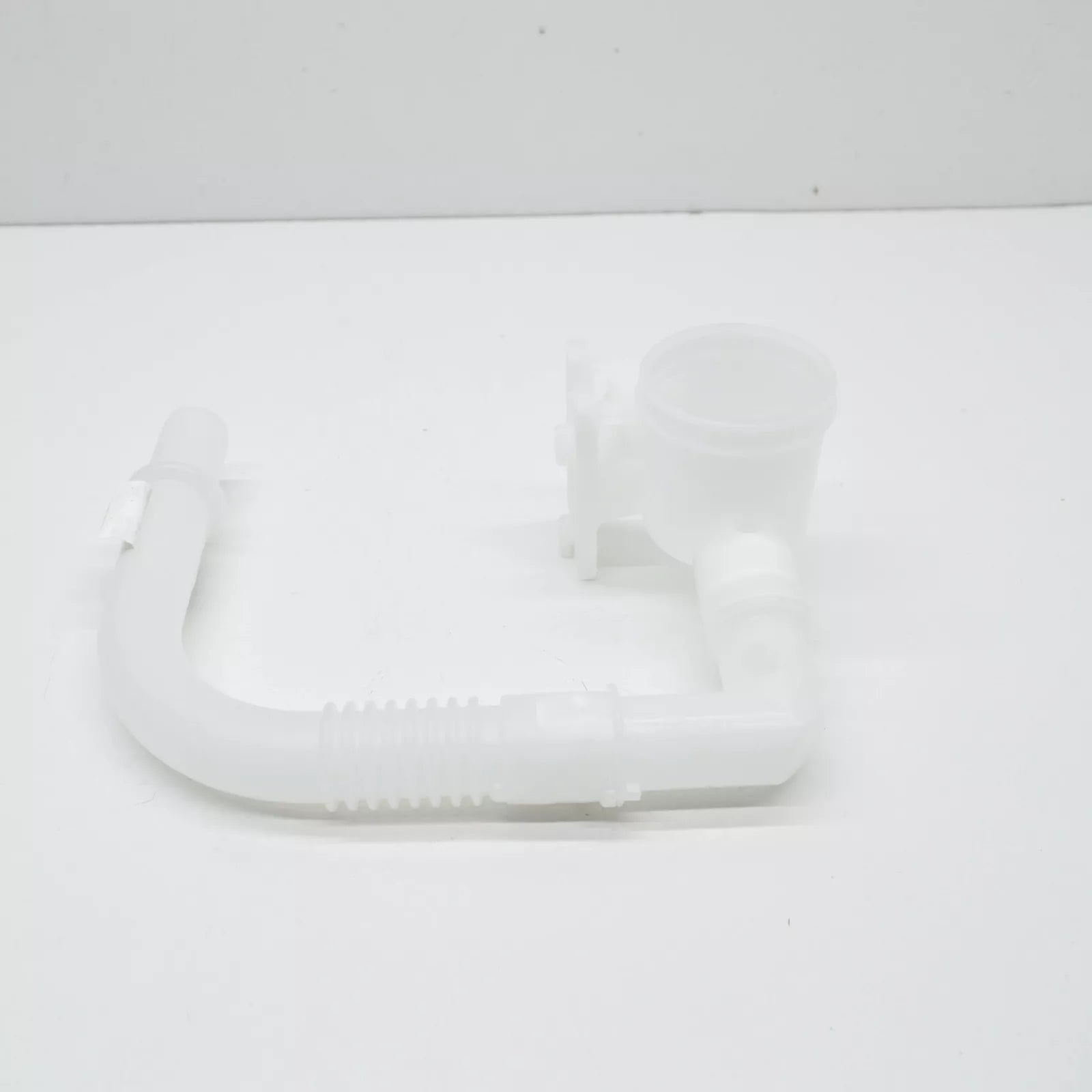 NEW VOLKSWAGEN TIGUAN AD WASHER RESERVOIR TANK FILLER NECK 5NA955463A ORIGINAL