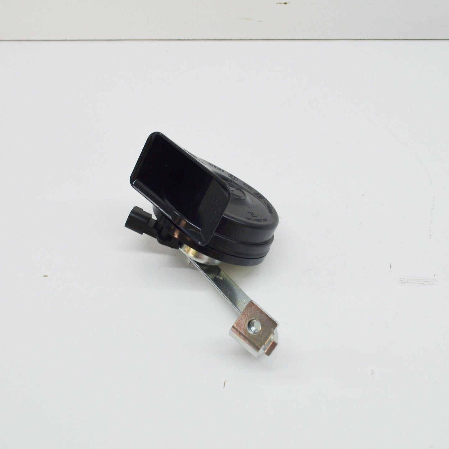 new ford kuga c520 mk2 right horn signal gj5t-13801-cb 2311007 original