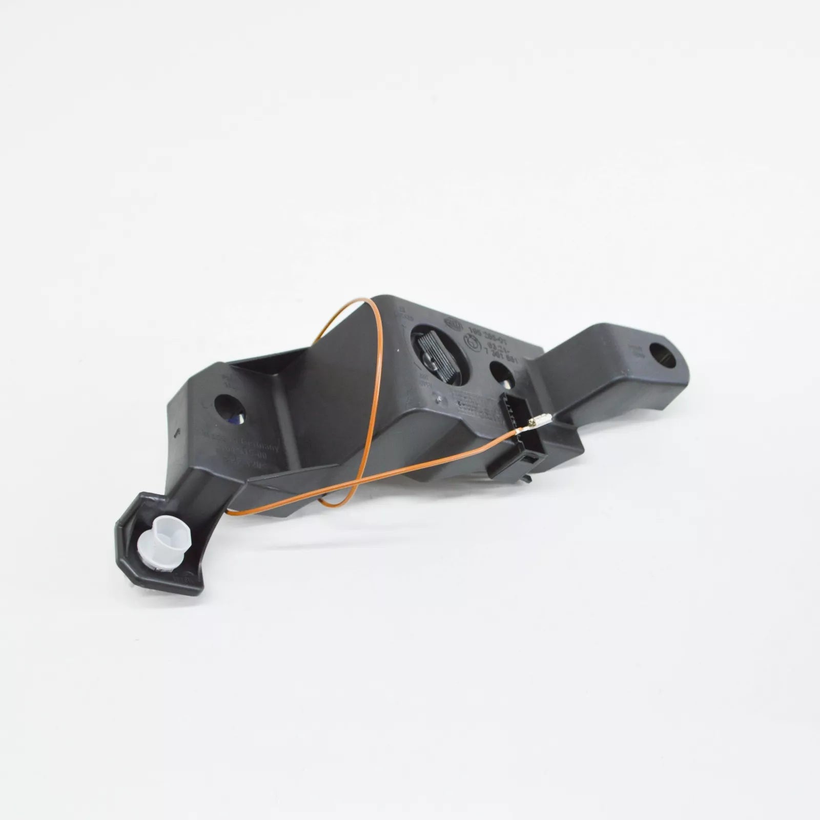 NEW BMW 5 E60 REAR LEFT LIGHT BULB HOLDER 63217361881 7361881 2007 ORIGINAL