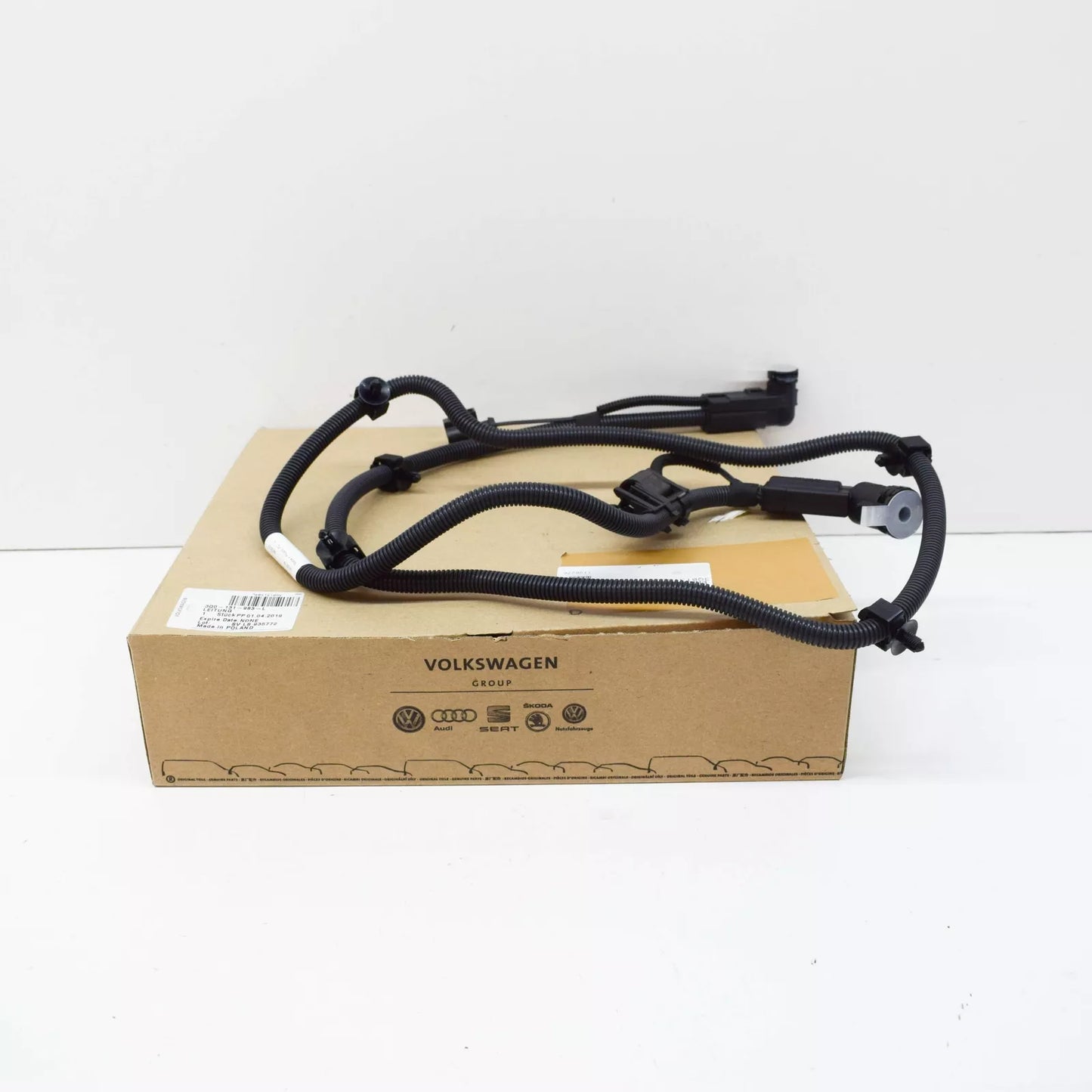 NEW VOLKSWAGEN ARTEON 3H7 REAR ADBLUE SUPPLY LINE 3Q0131983L