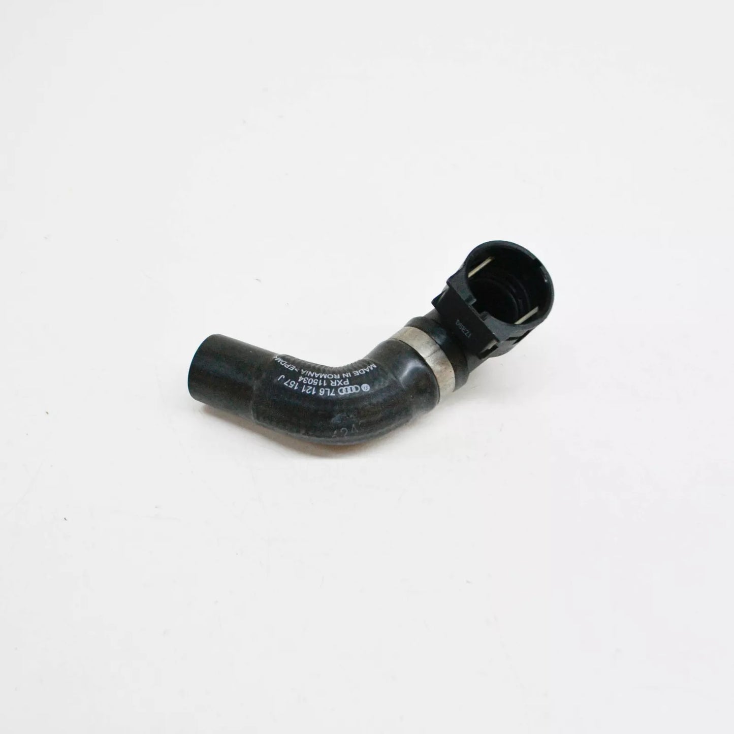 NEW AUDI Q7 4L ENGINE COOLANT HOSE 7L6121157J ORIGINAL