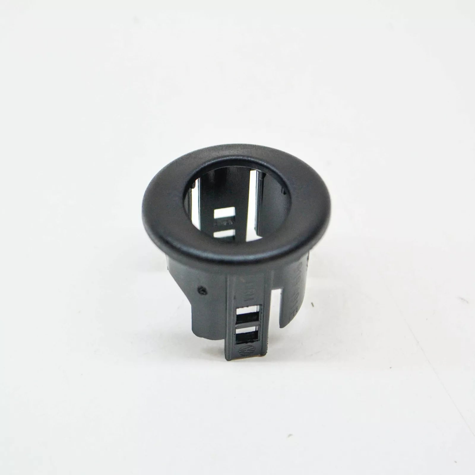 NEW VW TIGUAN 5N MK1 REAR CENTRE ULTRASOUND SENSOR RETAINER 5N0919491E