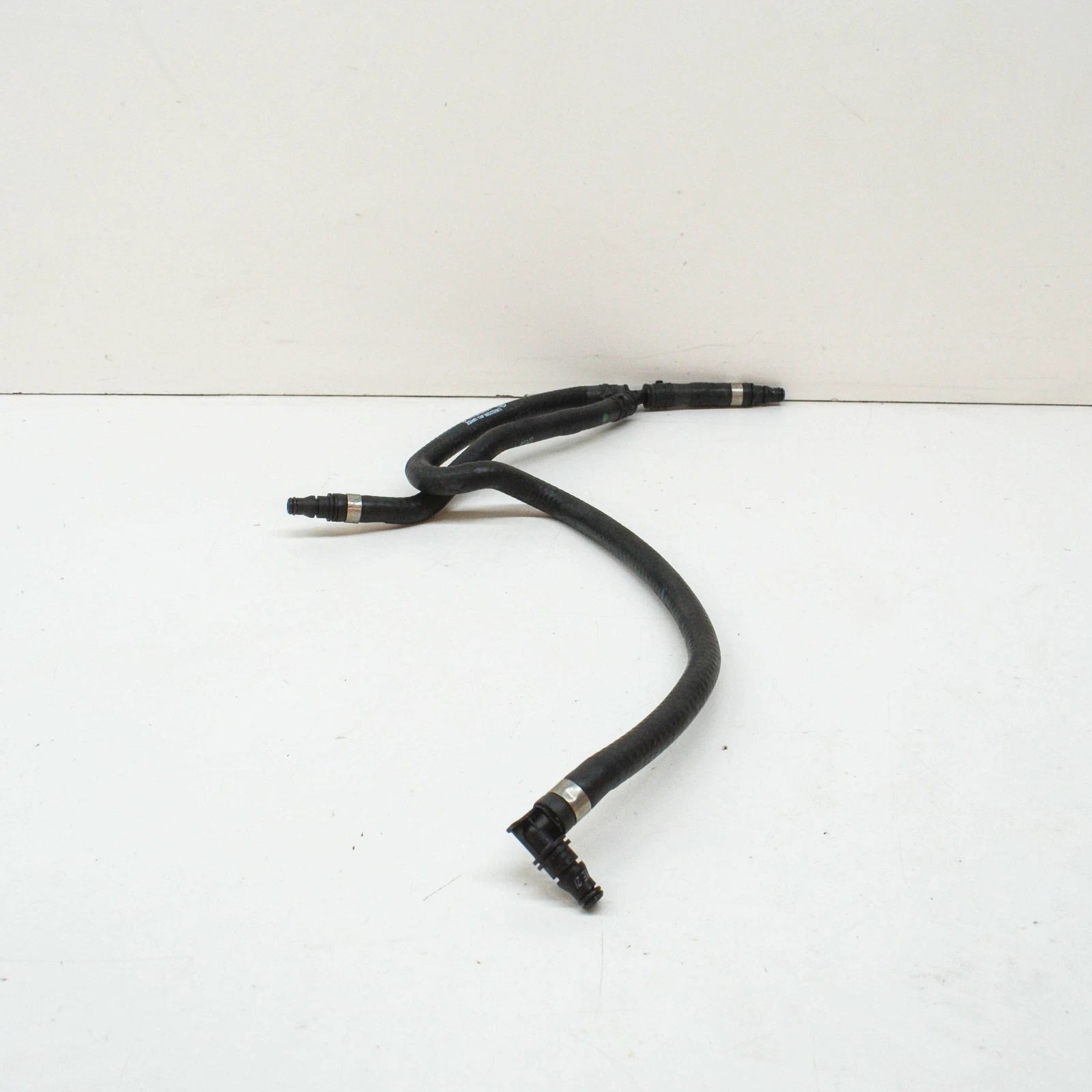 NEW MERCEDES-BENZ C W204 AMG VENTILATION PIPE A2045000372 ORIGINAL