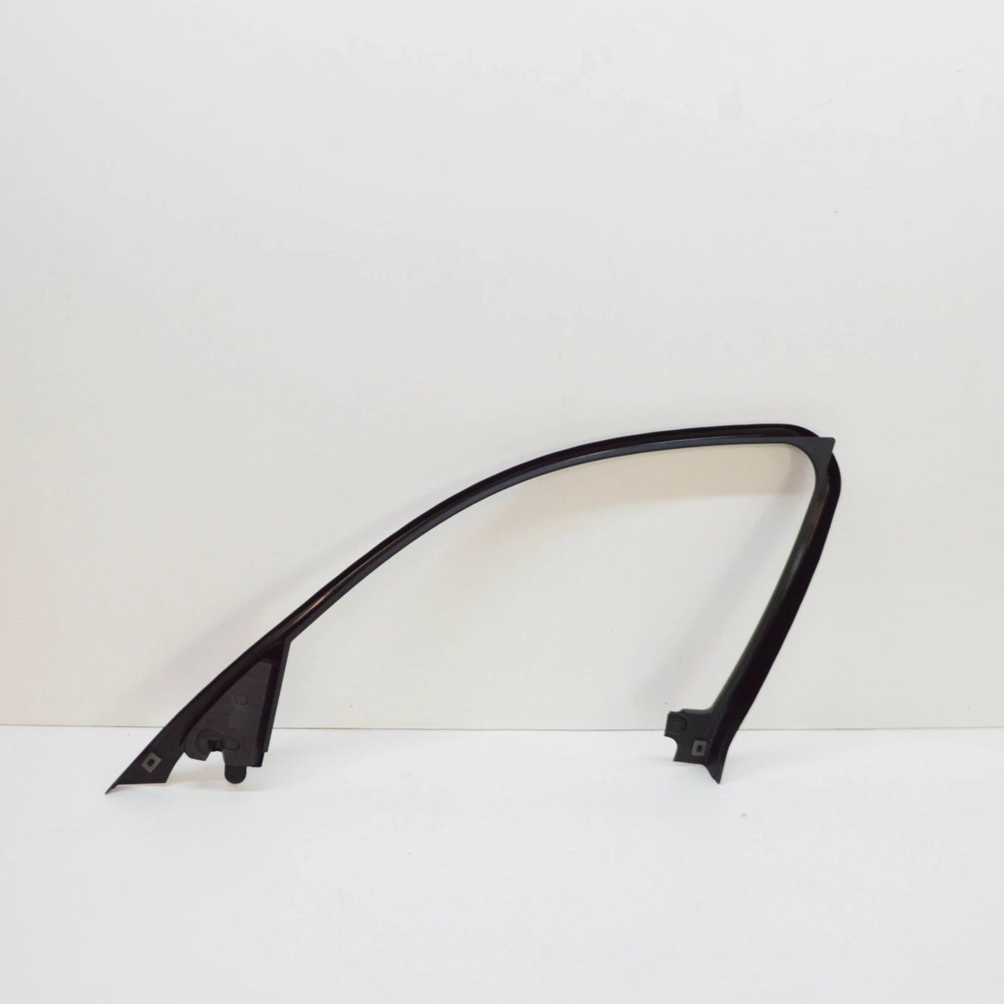 NEW BMW 3 F30 FRONT LEFT INTERIOR WINDOW FRAME SEALING 51337259381 ORIGINAL