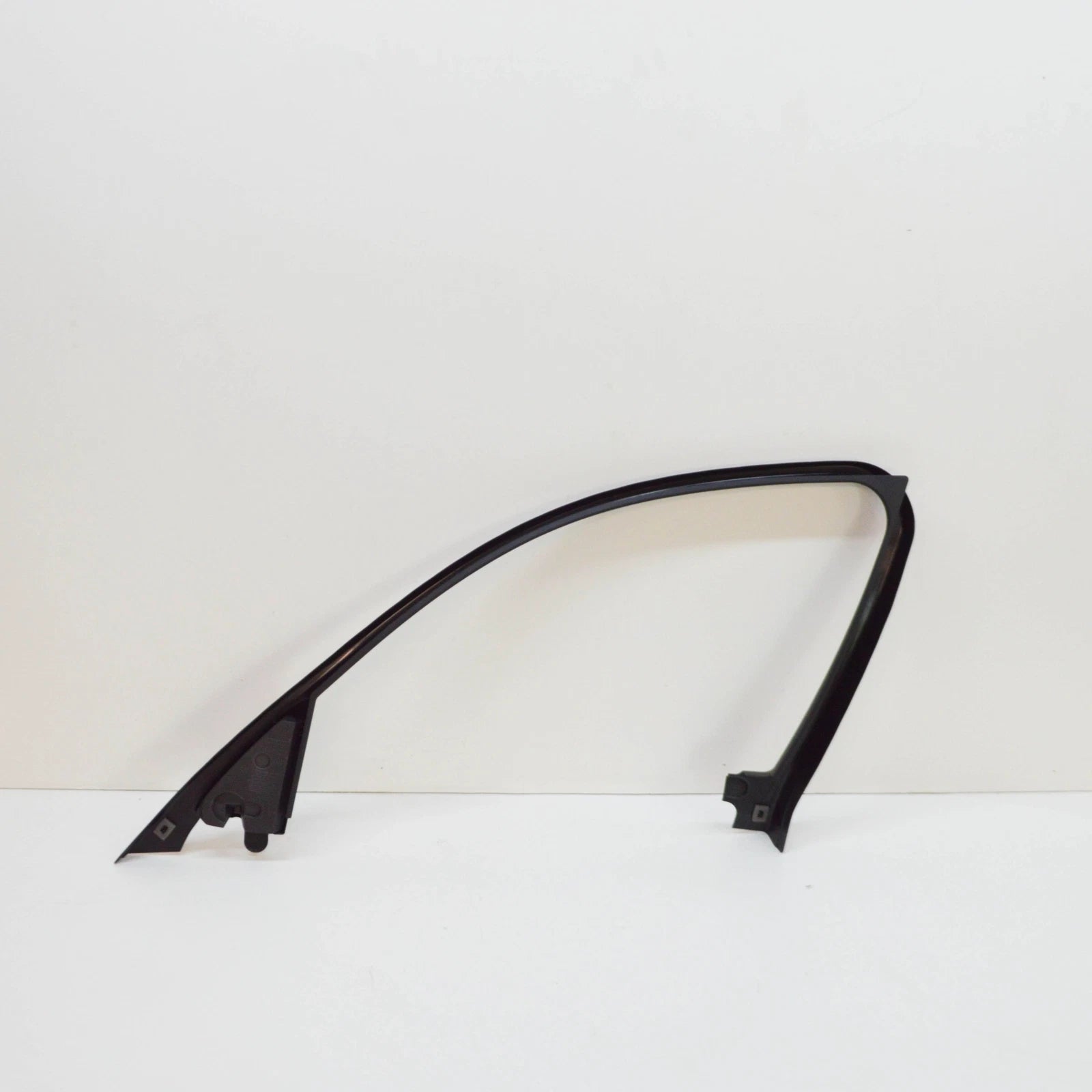 NEW BMW 3 F30 FRONT LEFT INTERIOR WINDOW FRAME SEALING 51337259381 ORIGINAL