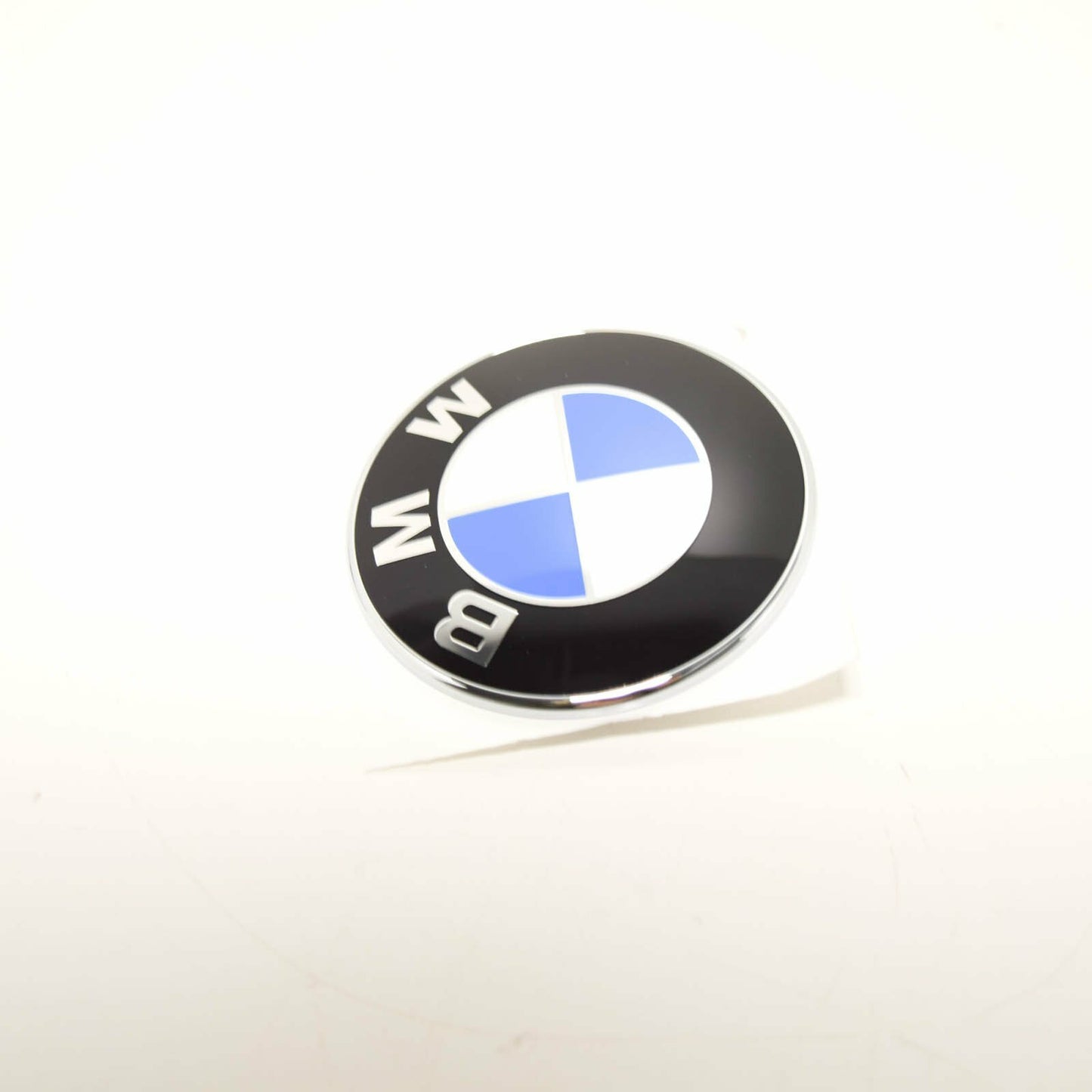 new bmw z3 coupe e36 rear trunk bootlid badge 70mm 7721222 51147721222 original