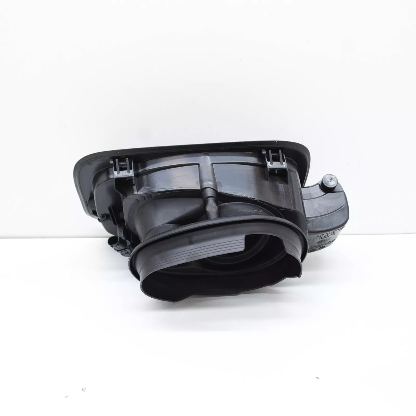 NEW BMW X1 F48 FUEL TANK FLAP 51177458867 7458867 ORIGINAL