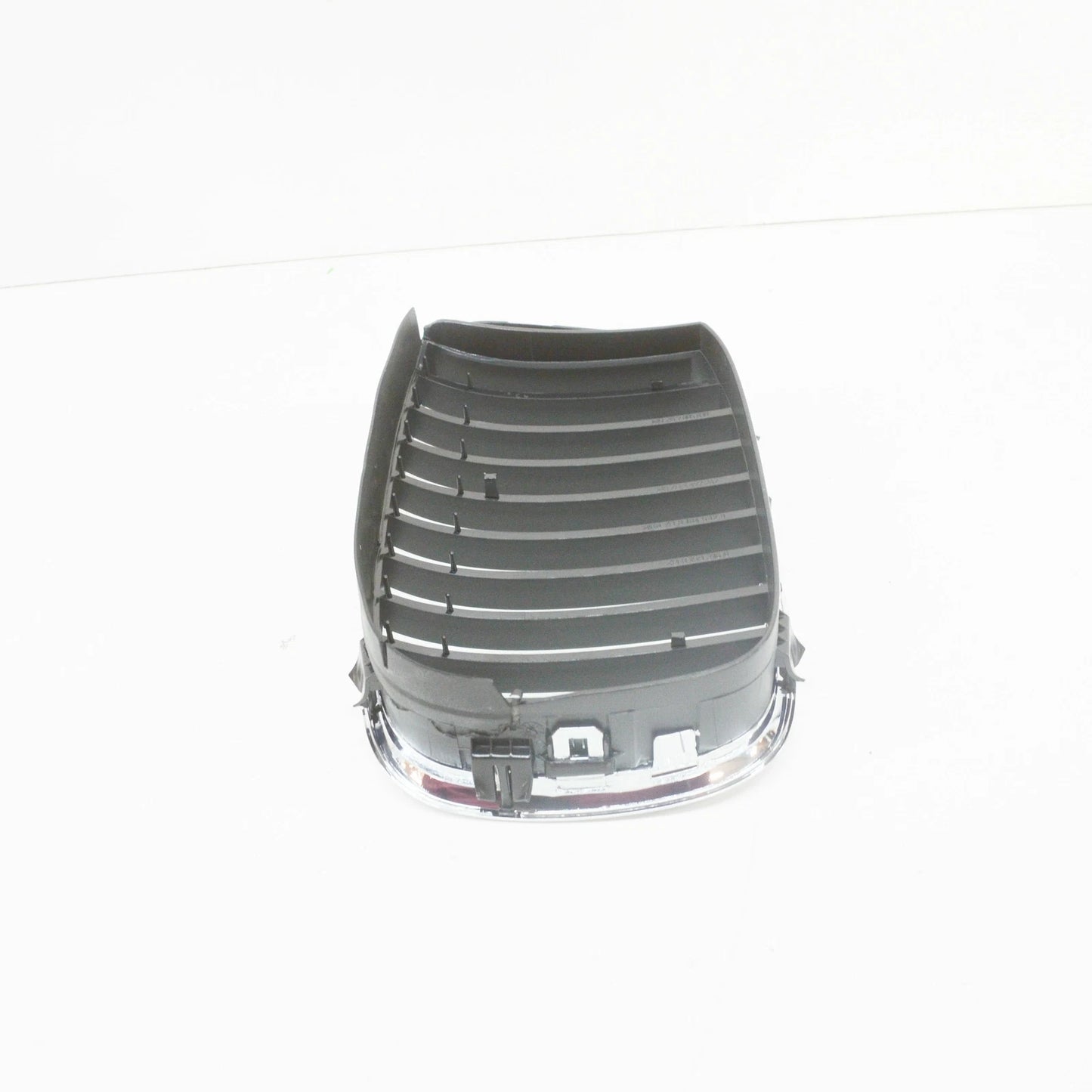 NEW BMW E39 FRONT RADIATOR KIDNEY CHROME GRILLE RIGHT 8184532 51138184532