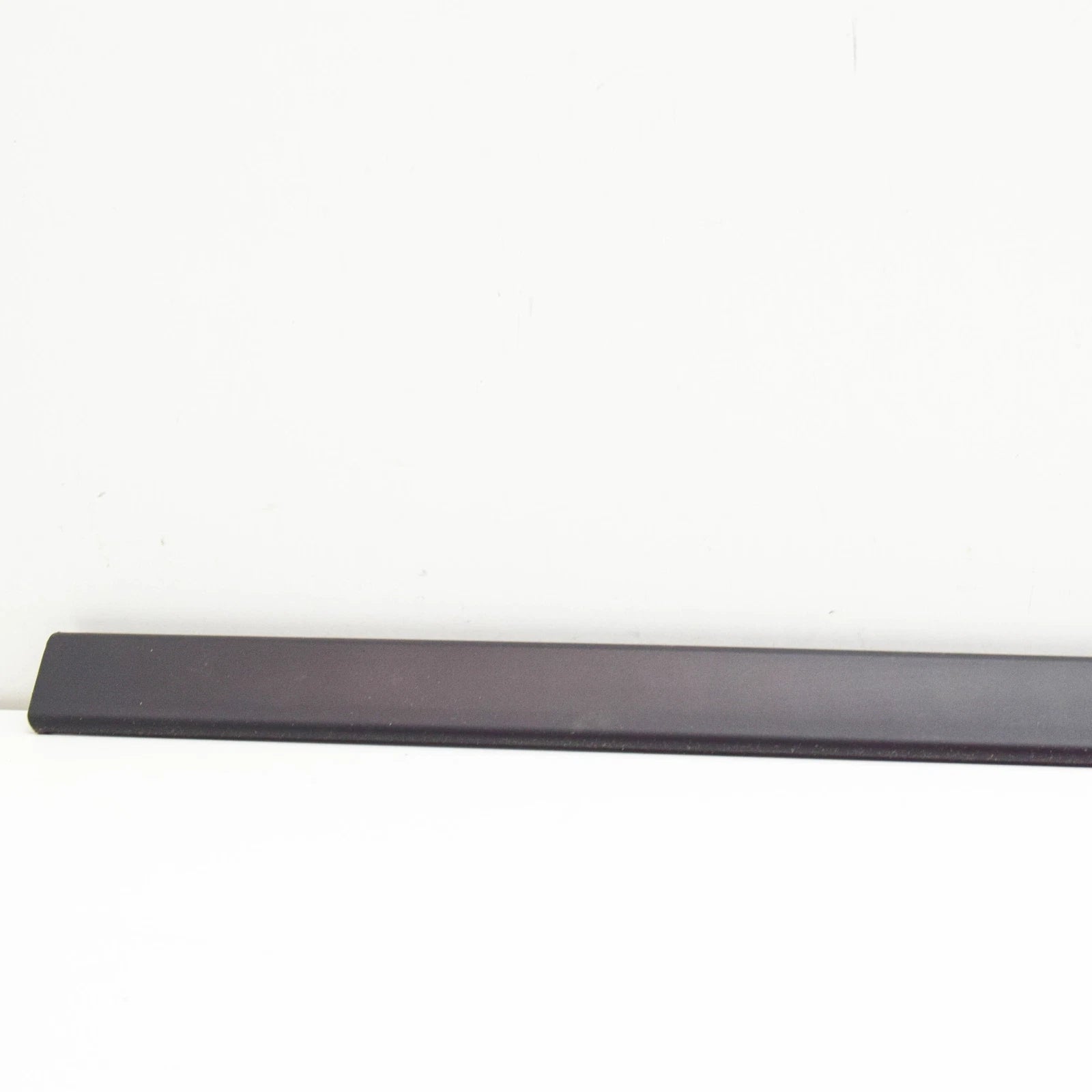 NEW BMW 5 E39 FRONT RIGHT DOOR MOULDING STRIP 51132693354 2693354 ORIGINAL