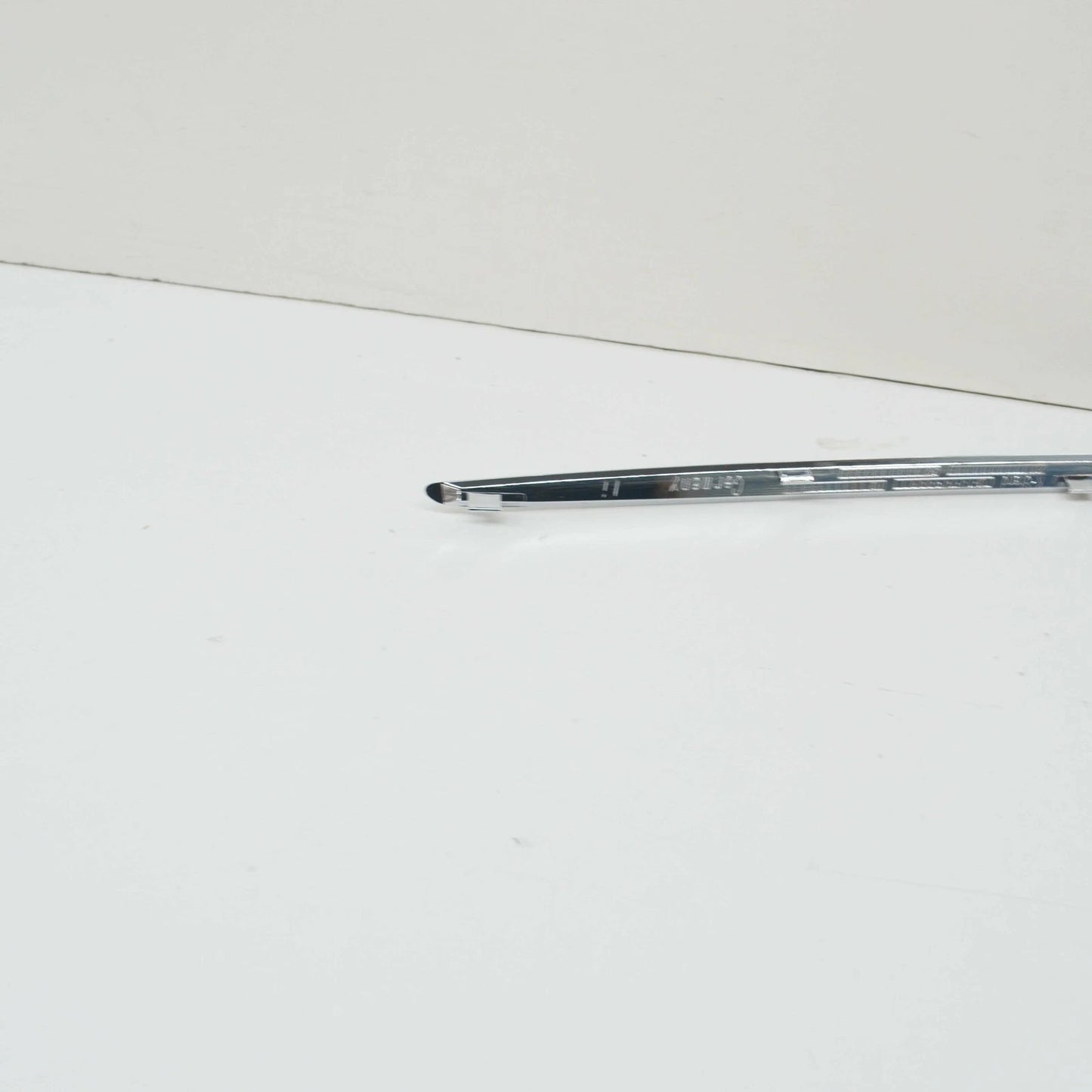 NEW MERCEDES-BENZ CL C215 FRONT BUMPER LEFT MOLDING STRIP A2158850974 ORIGINAL