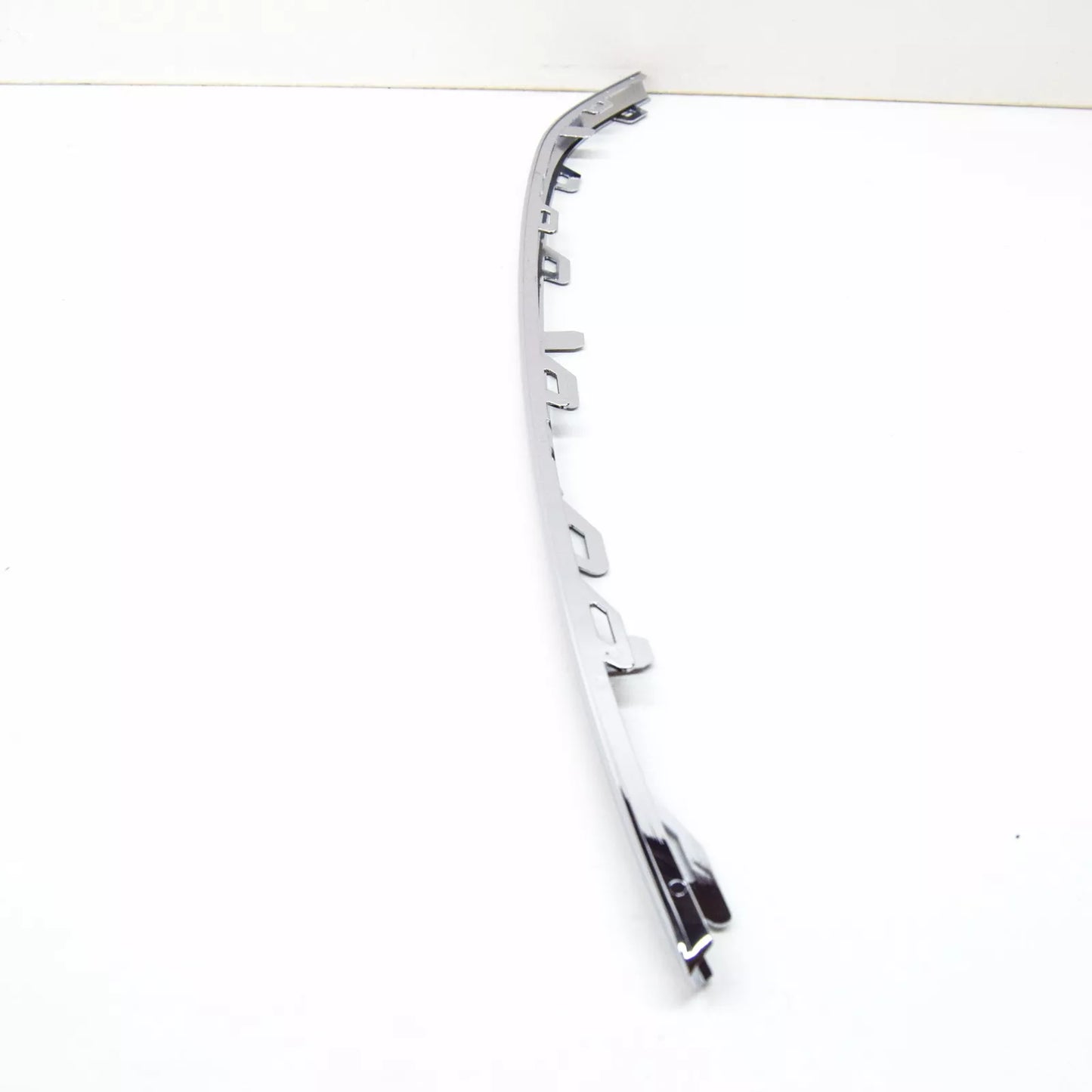 NEW VW PASSAT B7 R-LINE FRONT BUMPER RIGHT GRILLE TRIM 3AA853764C2ZZ